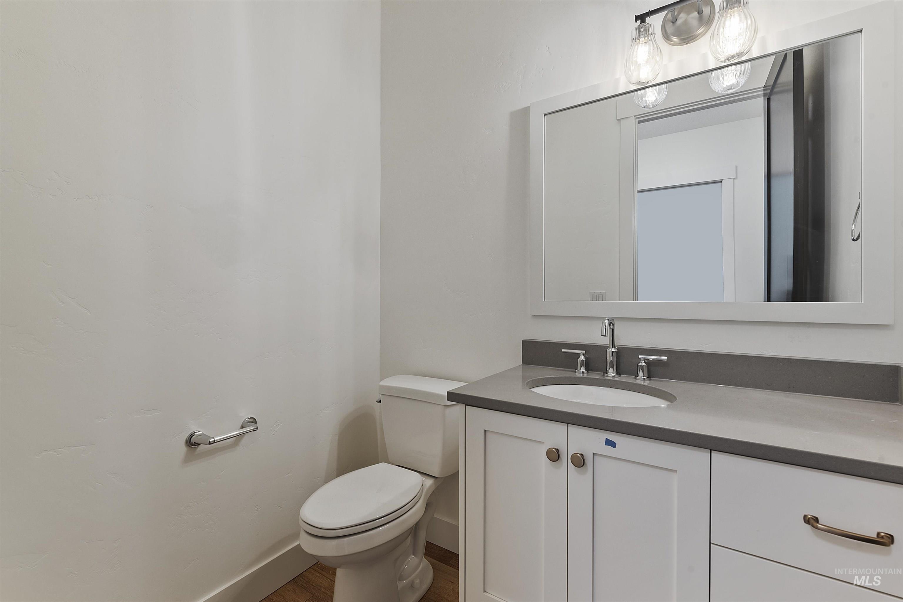 1147 N Gracie Avenue Property Photo 26