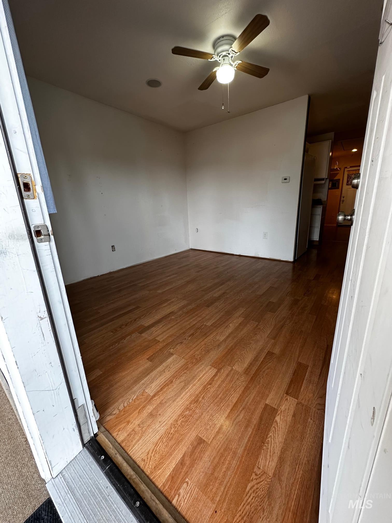 110 Chief Lawyer Street Property Photo 4