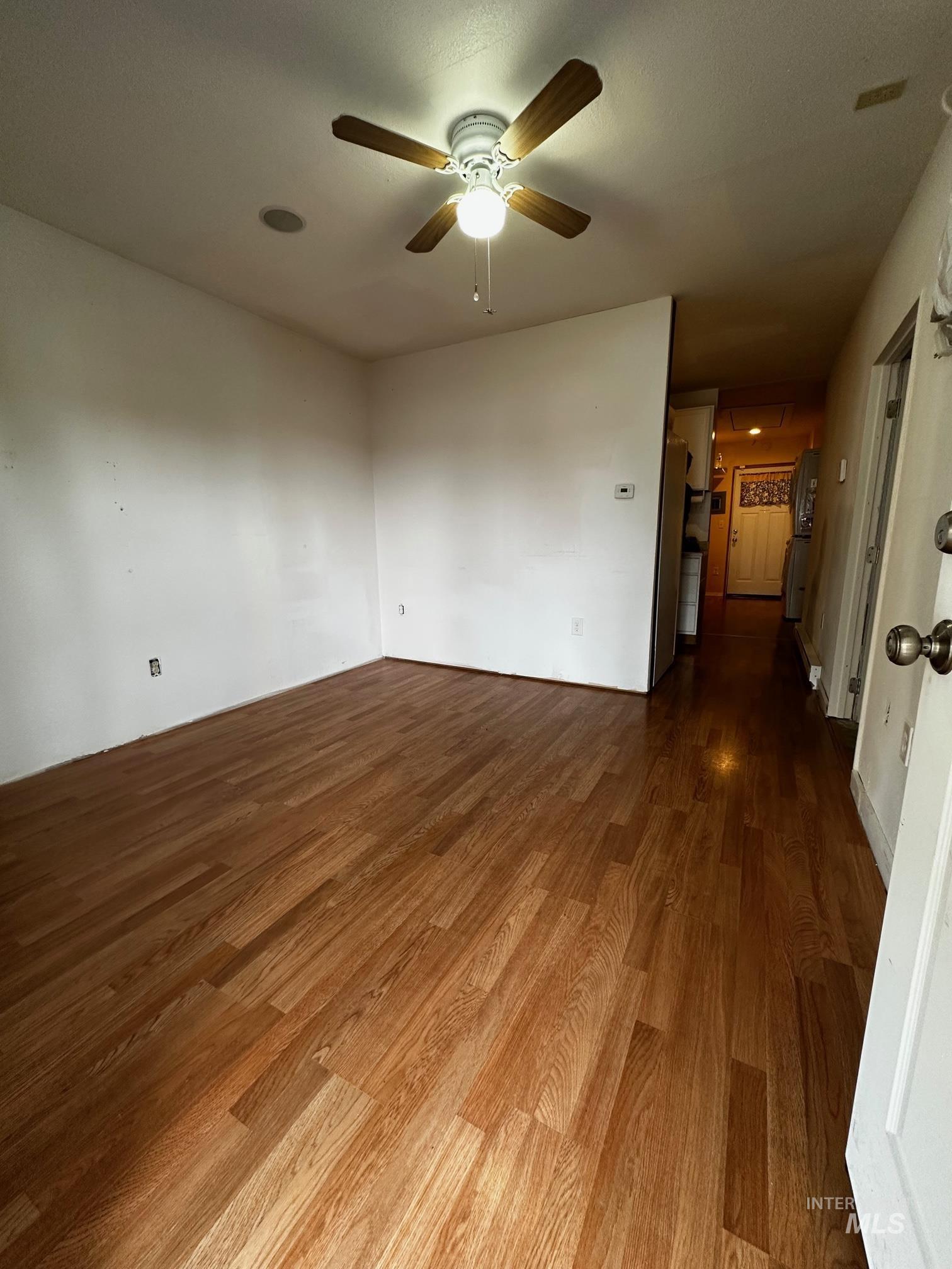 110 Chief Lawyer Street Property Photo 5
