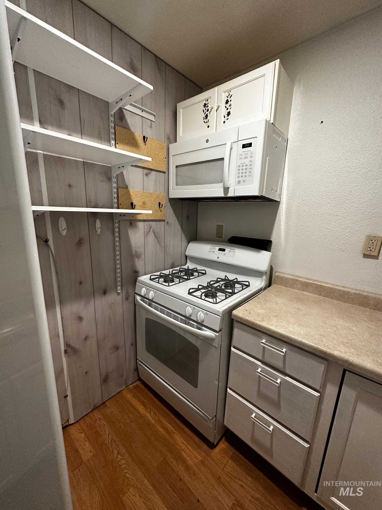110 Chief Lawyer Street Property Photo 8
