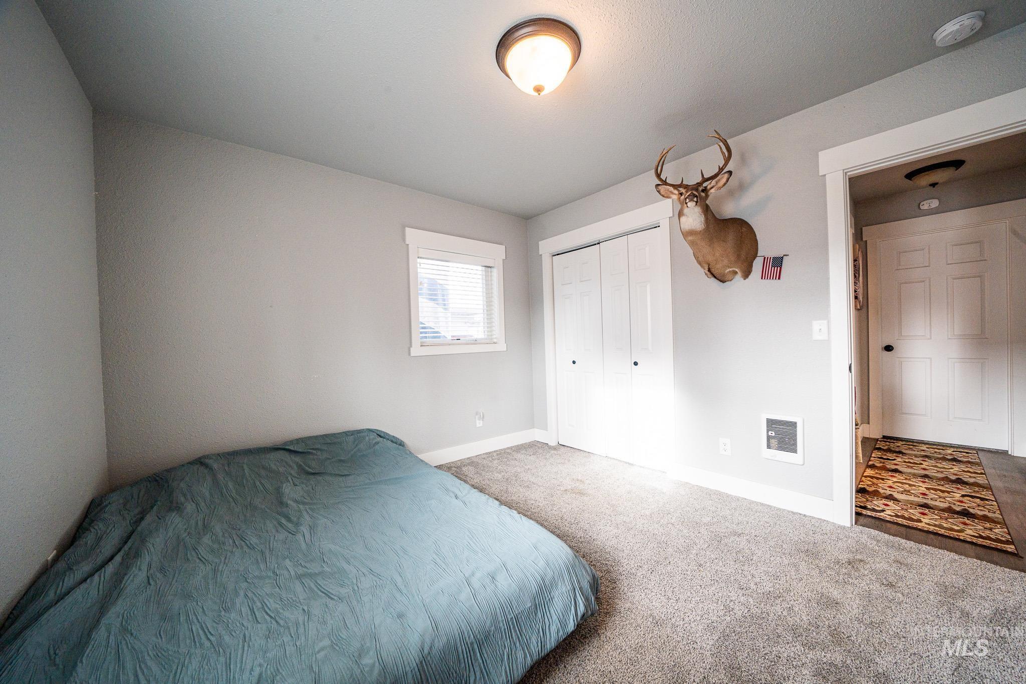 409 W South Street Property Photo 17