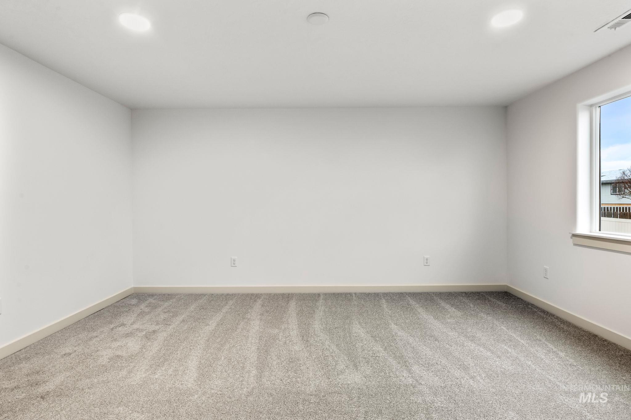 2443 Legacy Court Property Photo 22