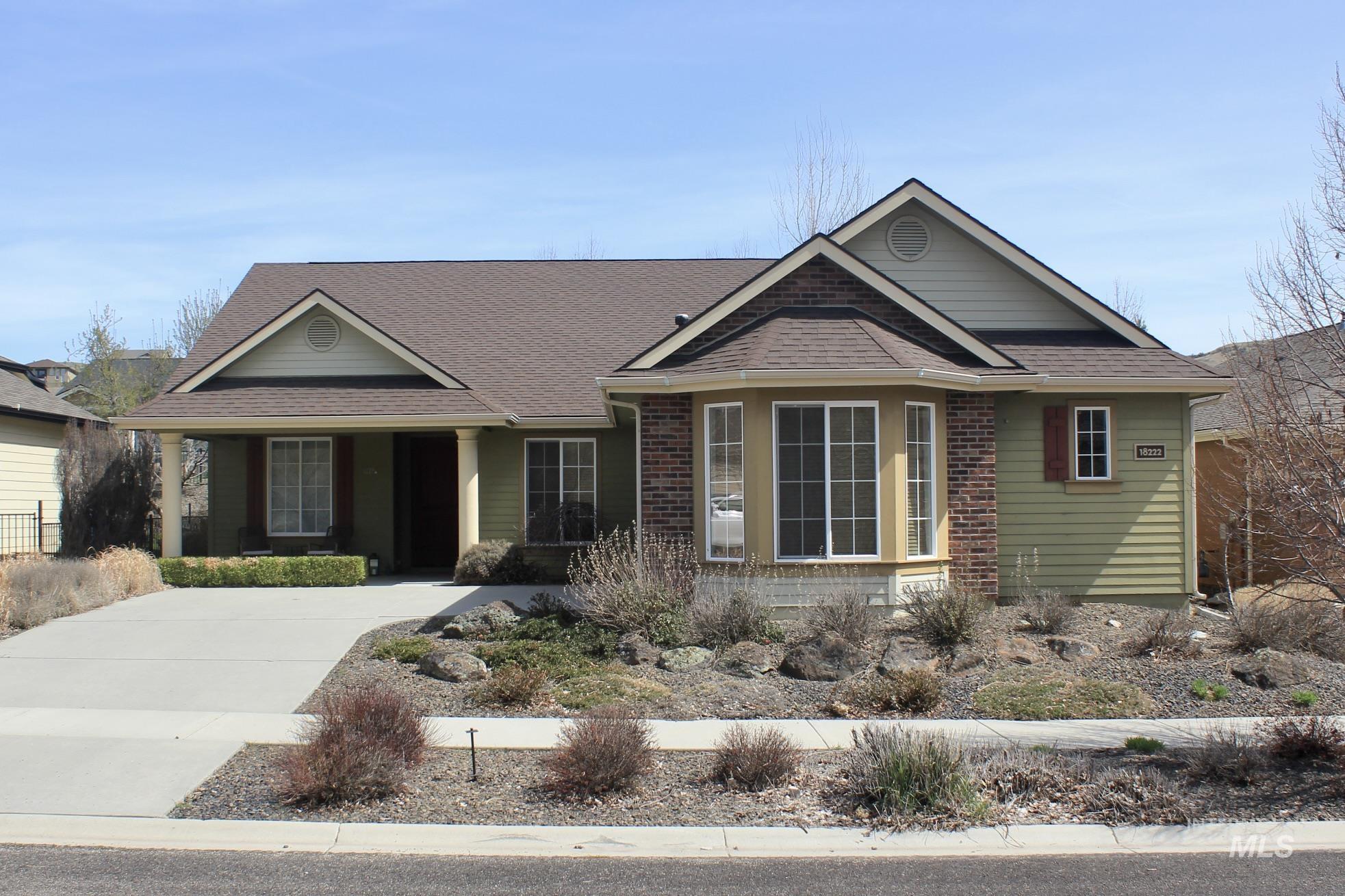 18222 N Streams Edge Way Property Photo 3