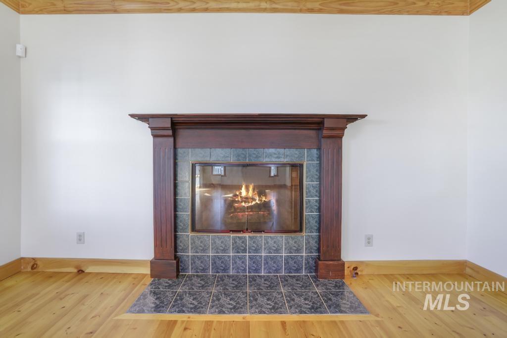 4133 Creek View Dr. Property Photo 10