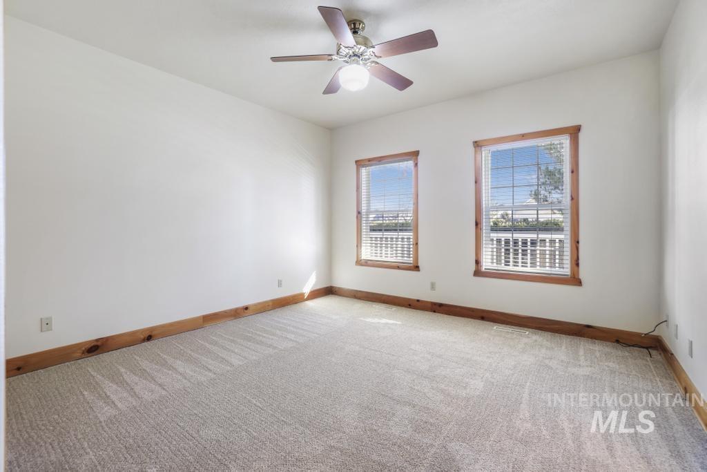 4133 Creek View Dr. Property Photo 25