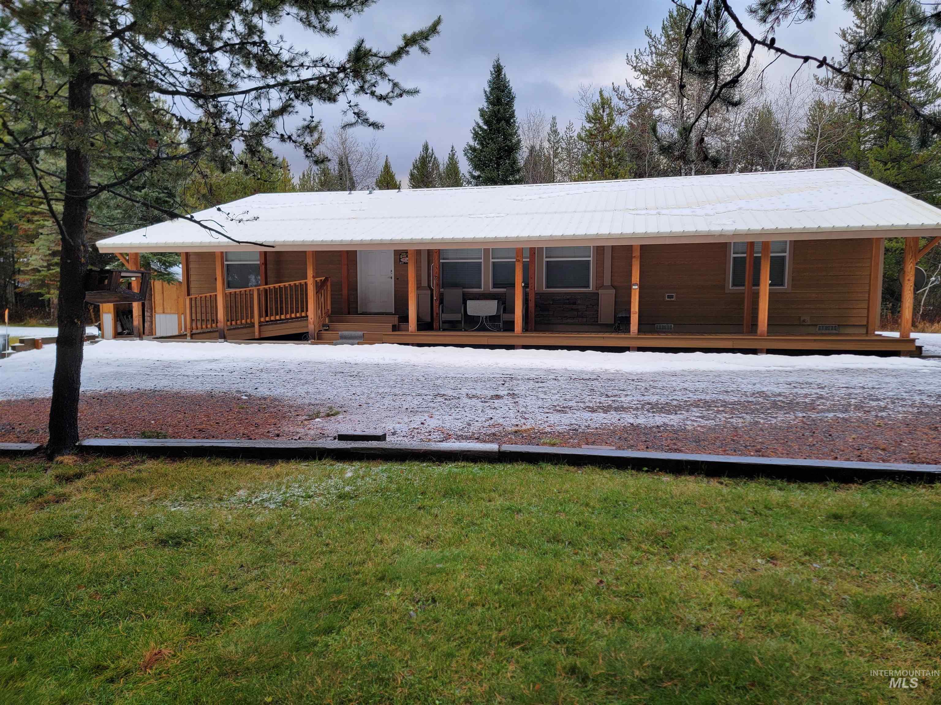 150 Camas Ln Property Photo 4