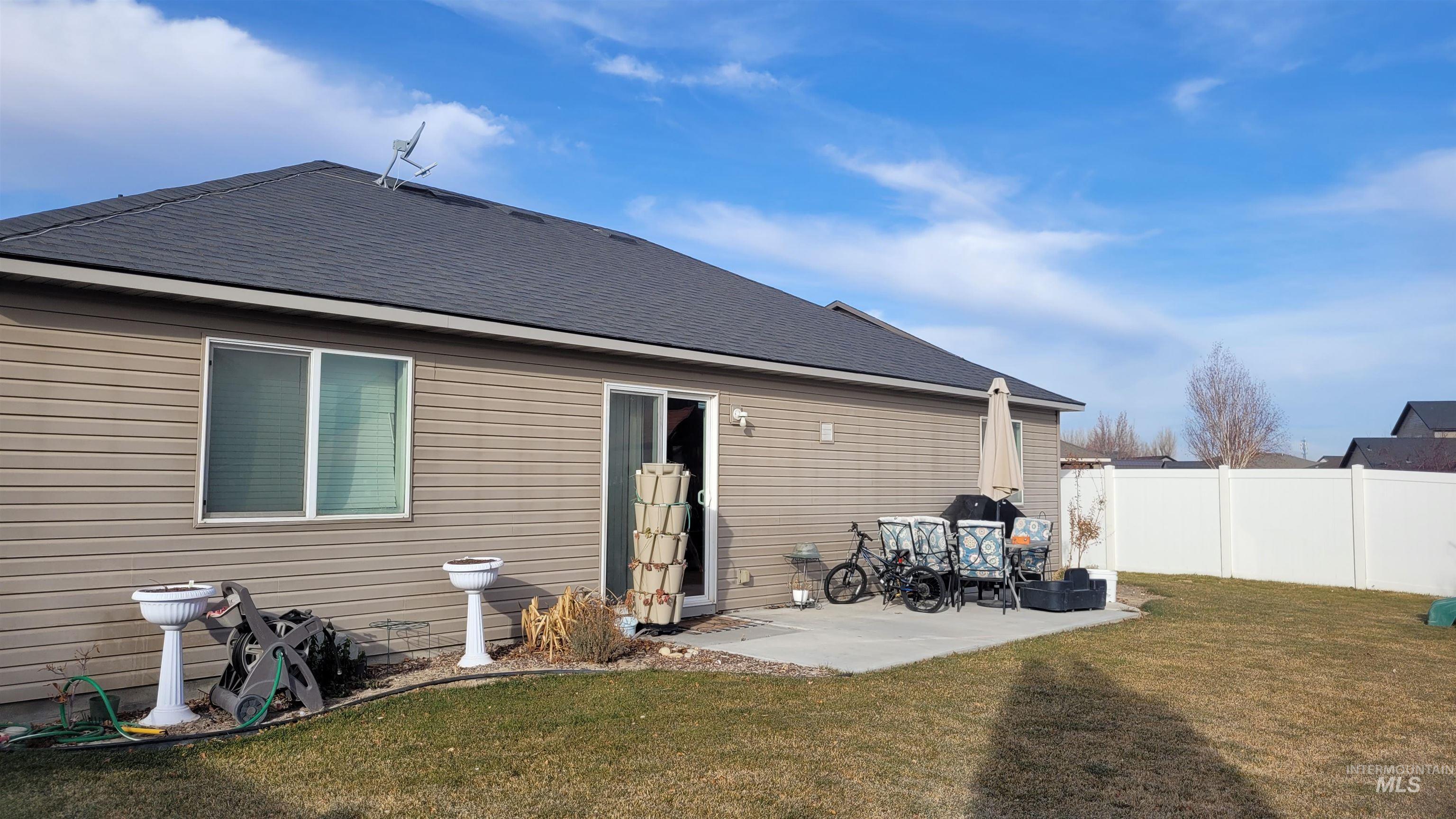2643 Yellowstone Trail Property Photo 3