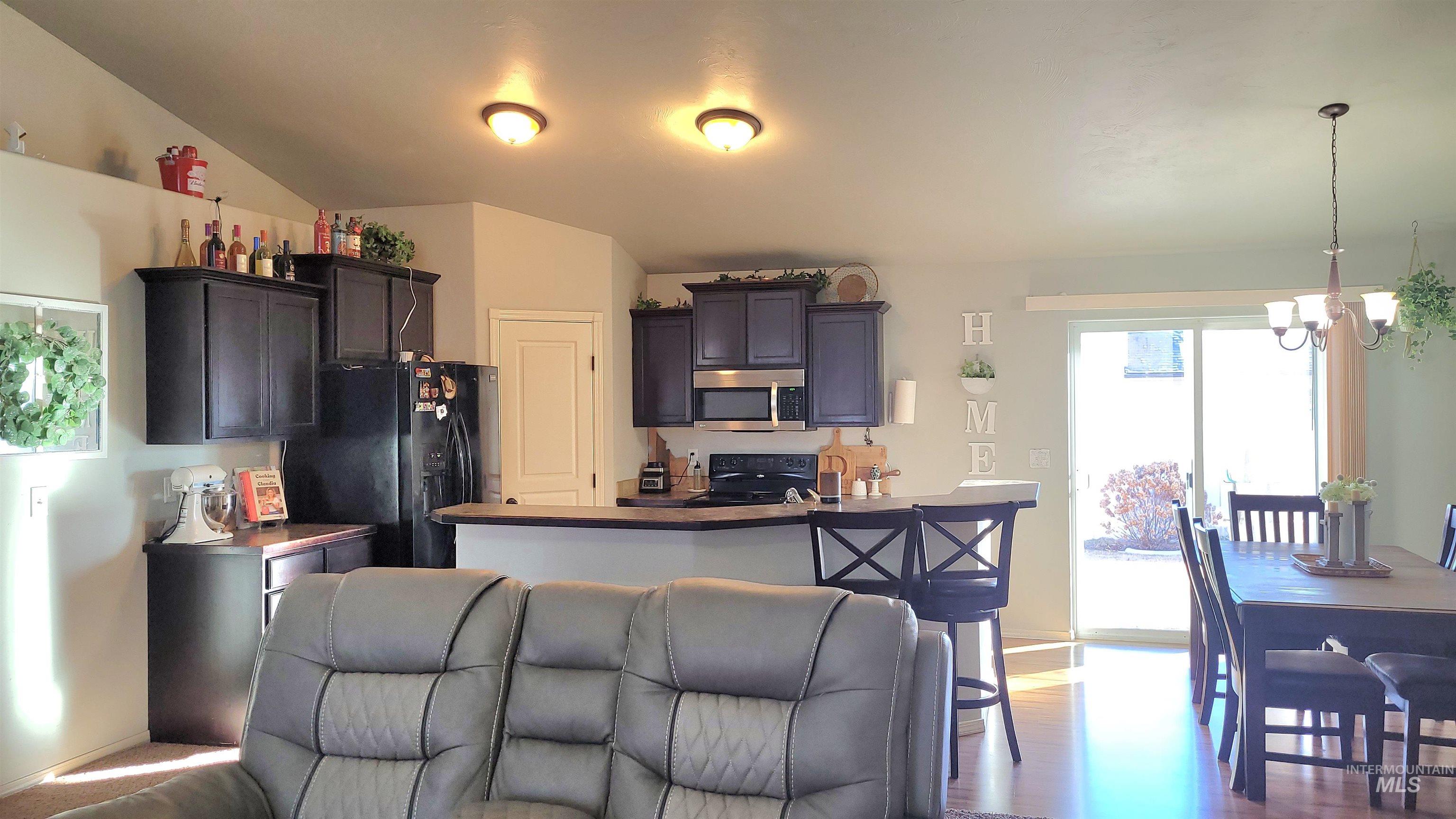 2643 Yellowstone Trail Property Photo 5