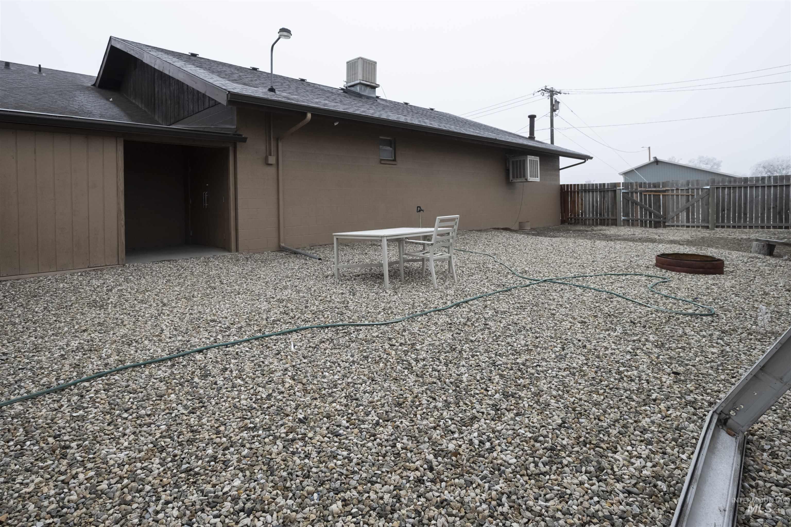 620 S Main Street Property Photo 6