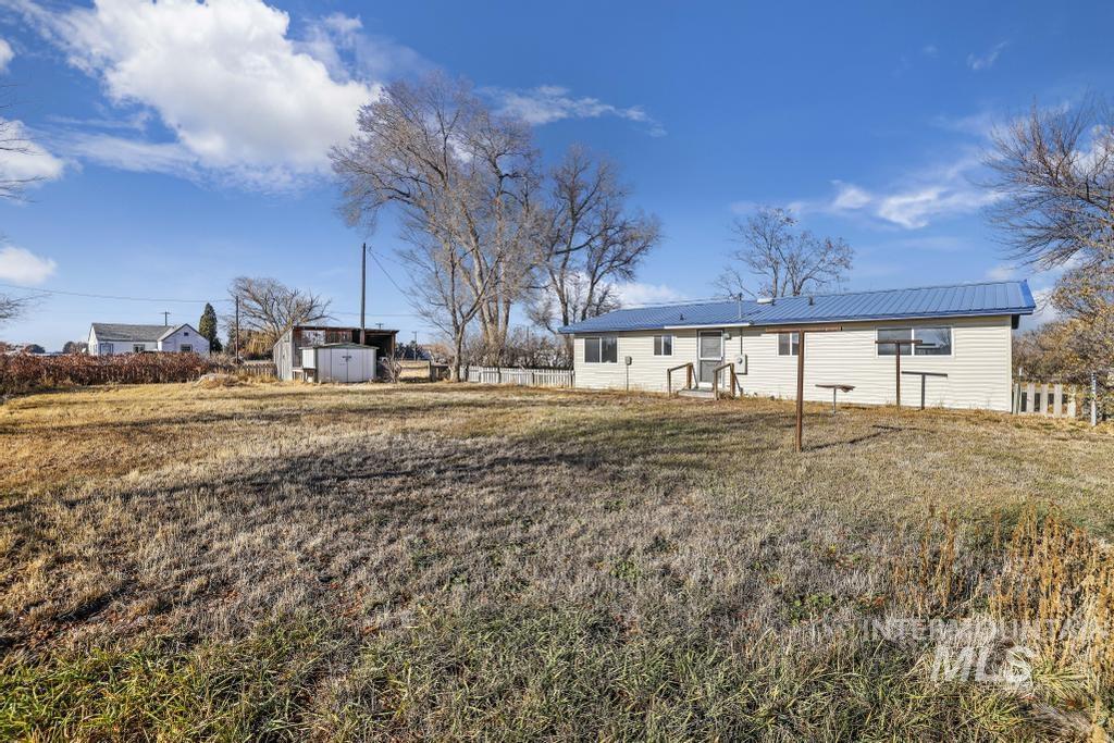 253 E Baseline Rd Property Photo 27