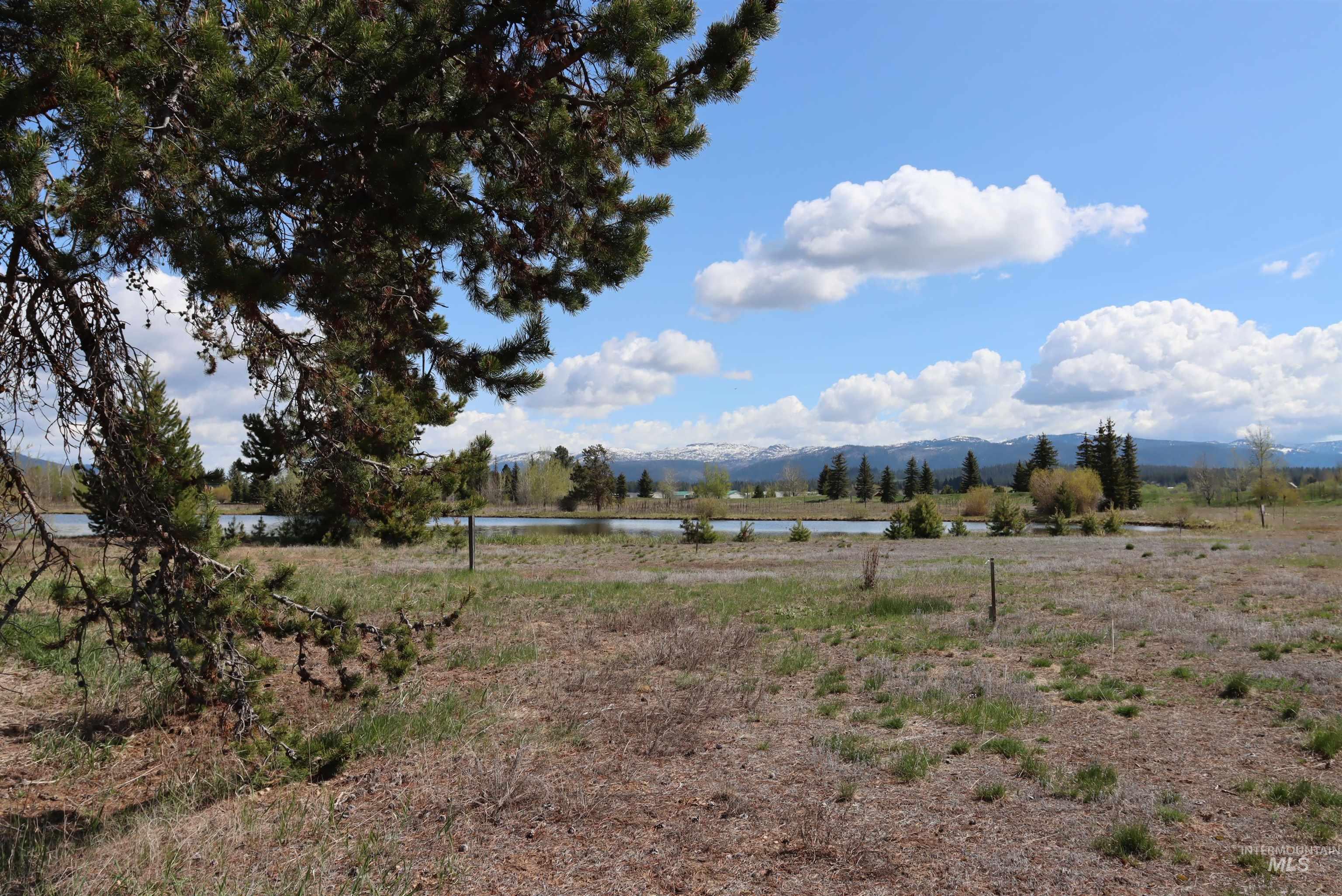 287 Rawhide Loop Property Photo 24