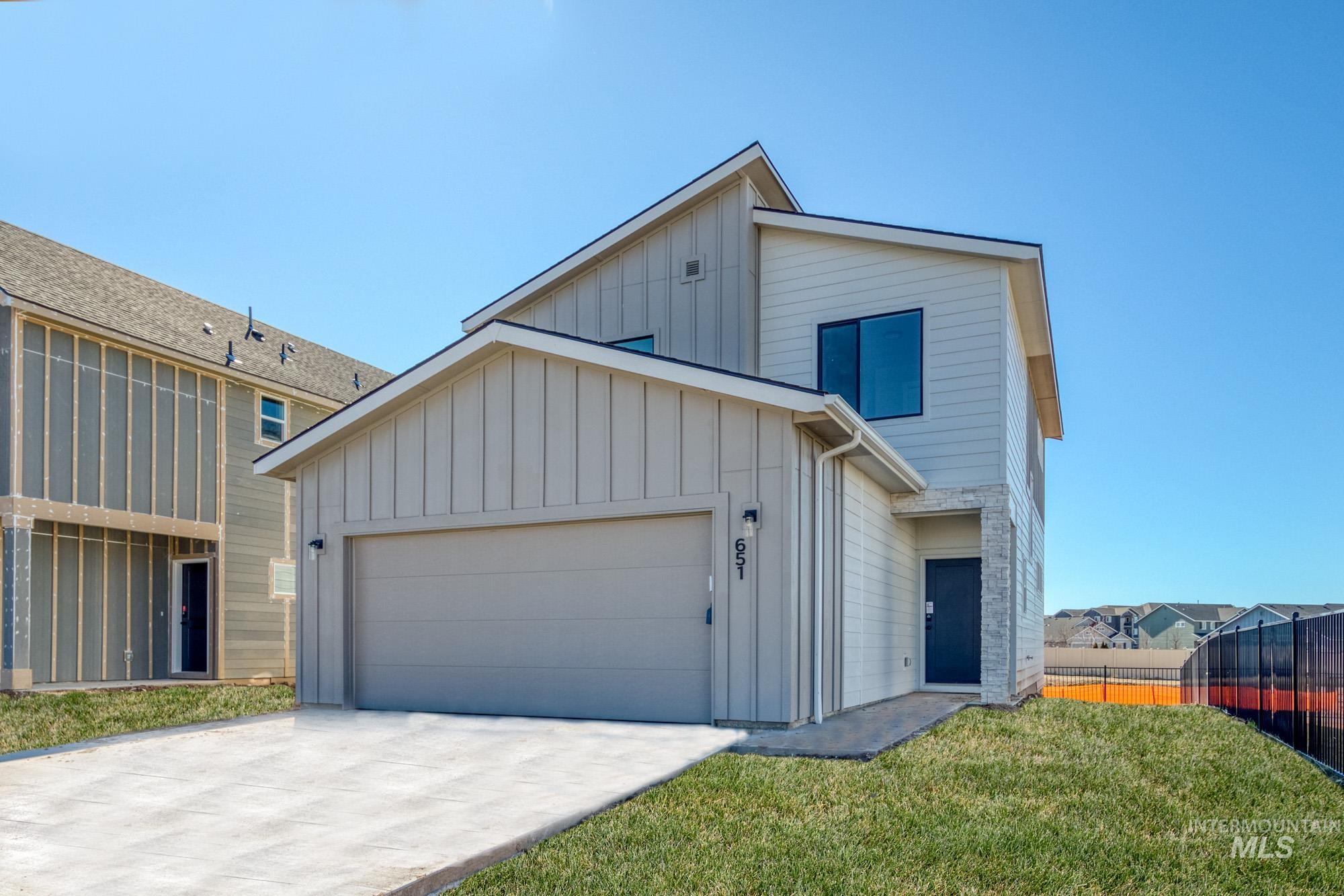 651 N Aleppo Way Property Photo