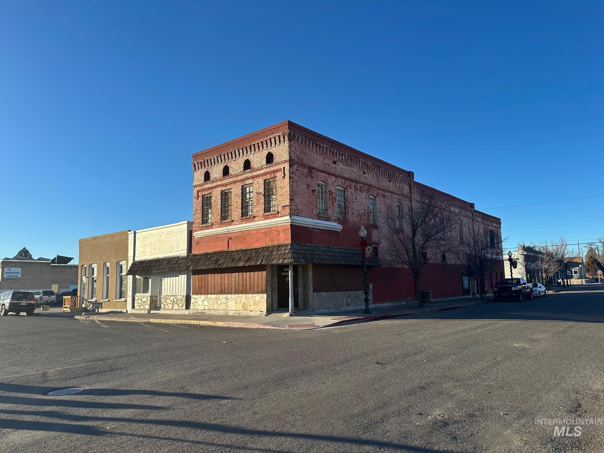 45 N Commercial Property Photo 4