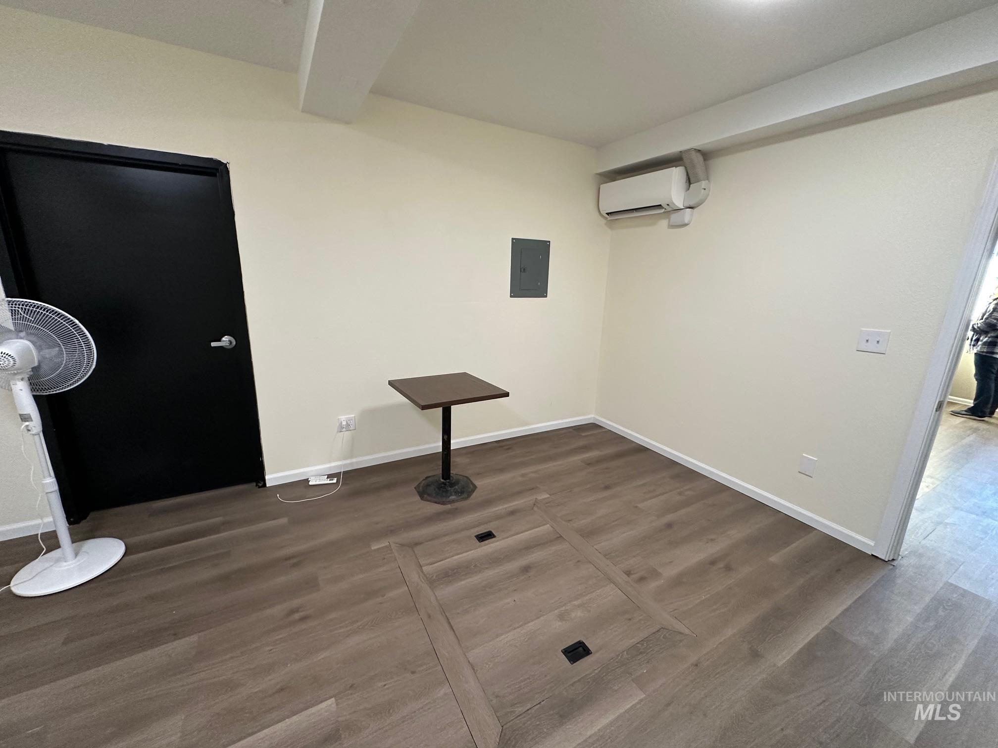 45 N Commercial Property Photo 7
