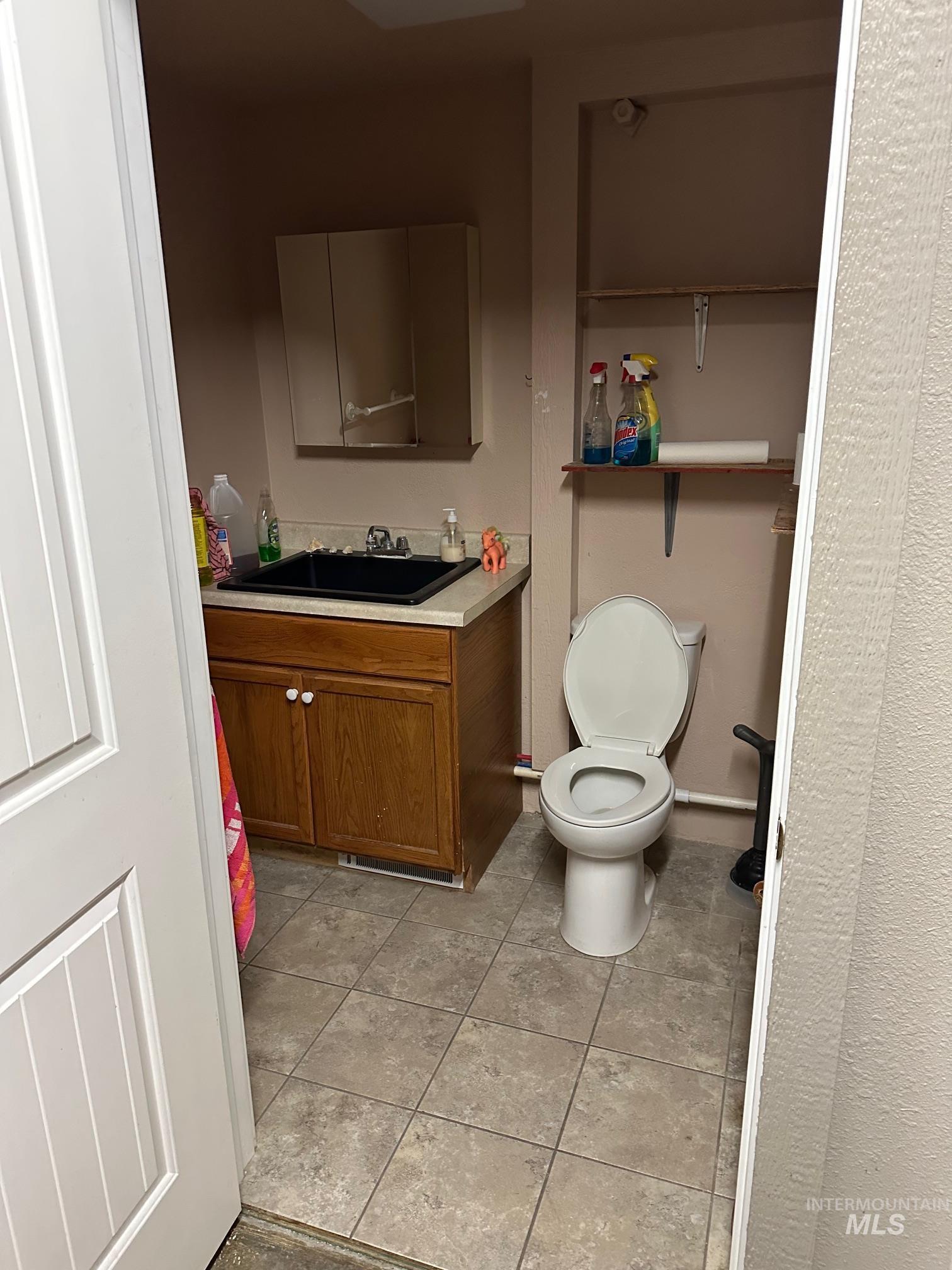 45 N Commercial Property Photo 12