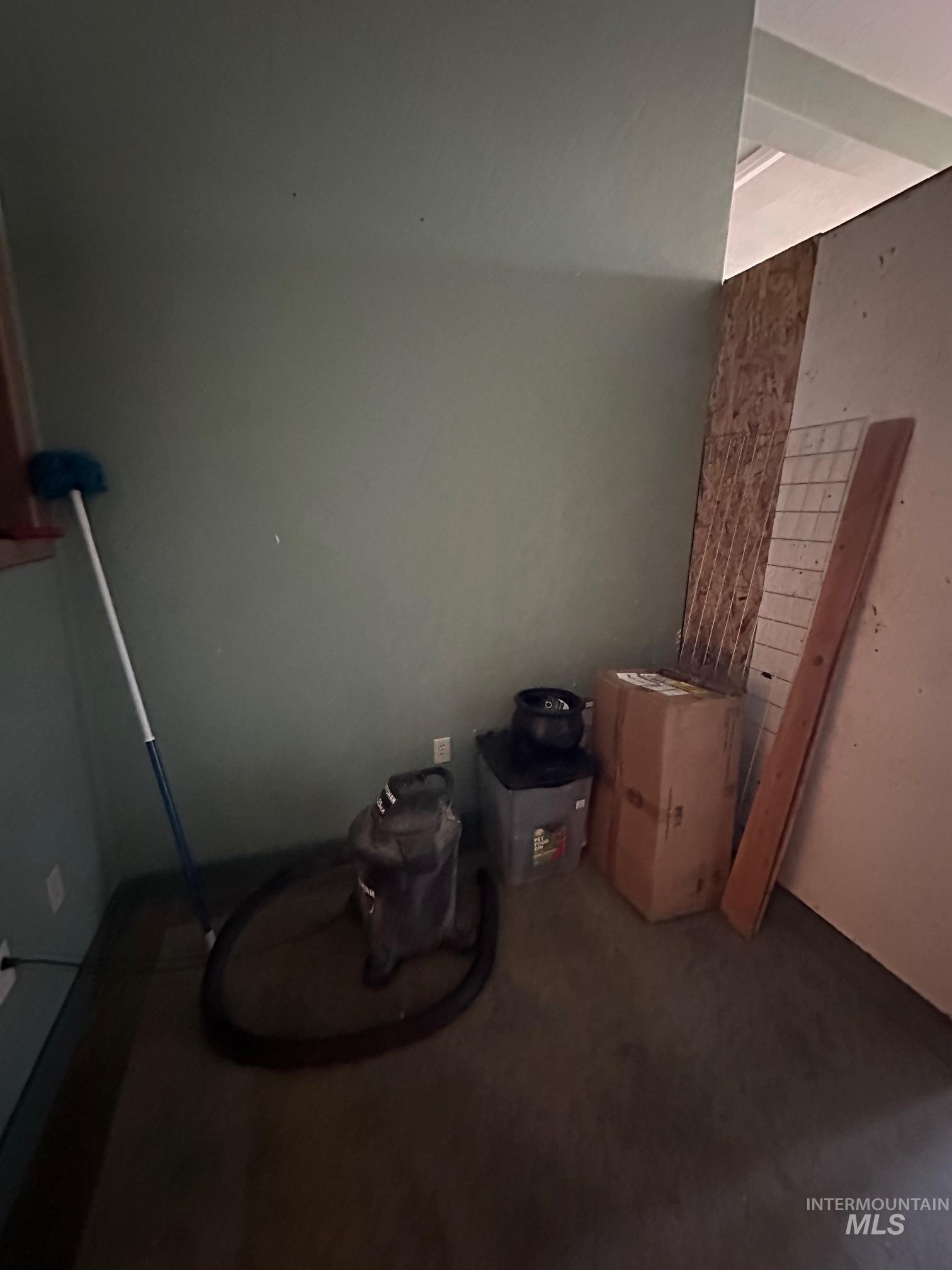 45 N Commercial Property Photo 21
