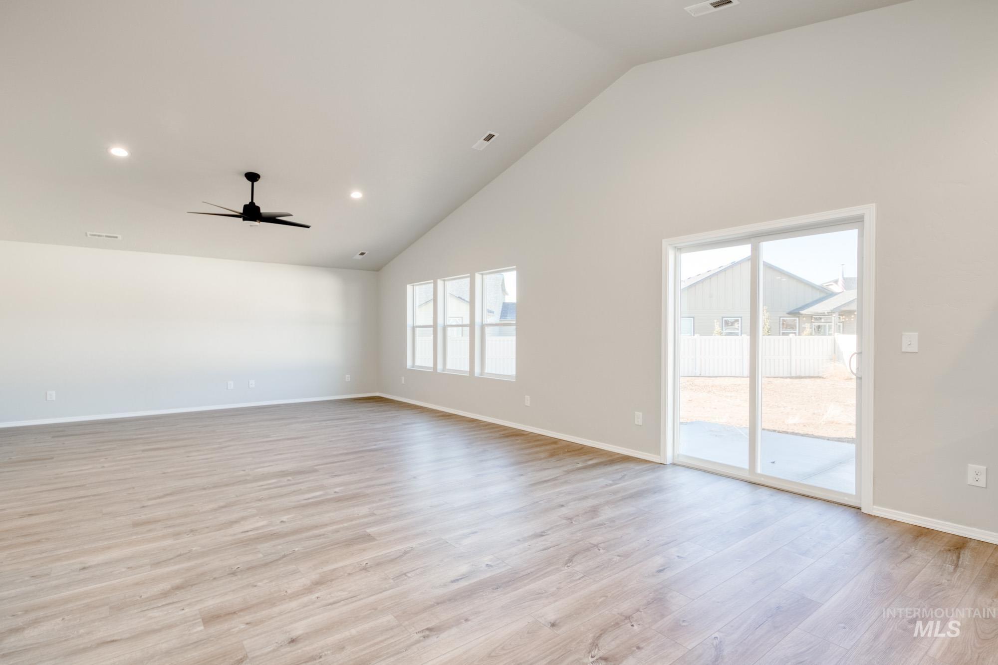 403 Hedwig Pl Property Photo 12