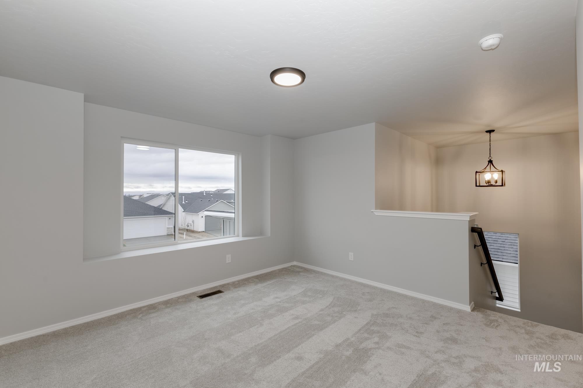 2861 W Caravan St Property Photo 13
