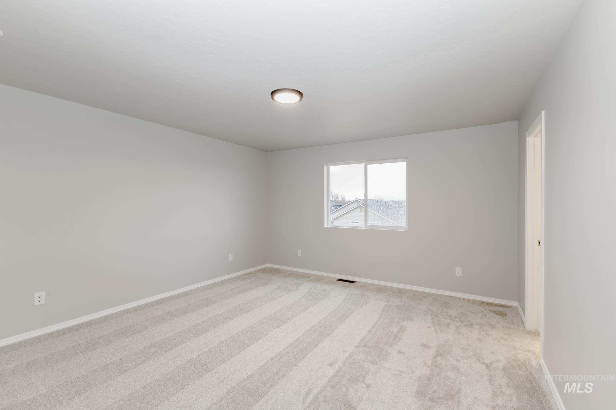 2861 W Caravan St Property Photo 18