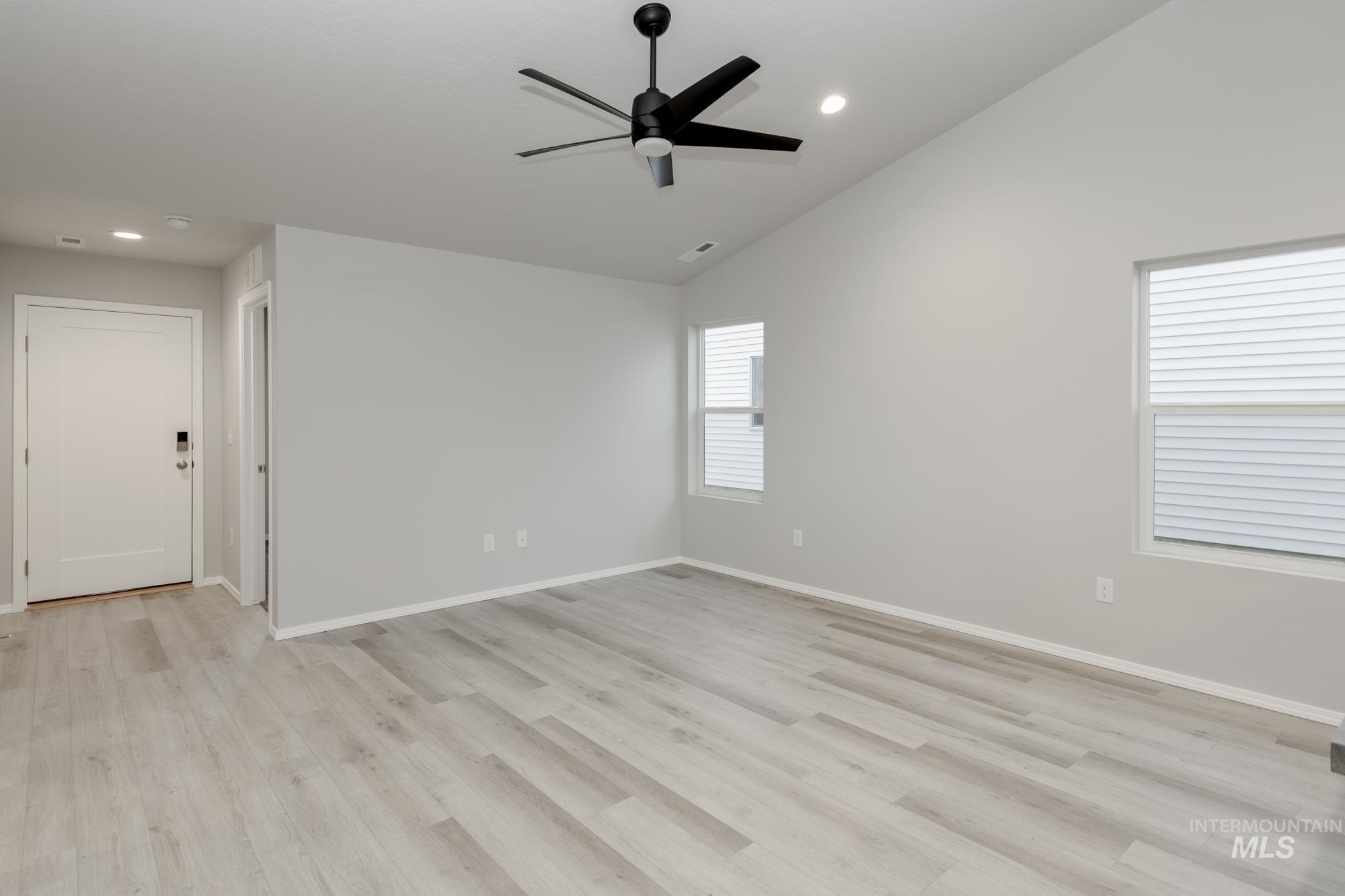 2893 W Lemhi Creek St Property Photo 2