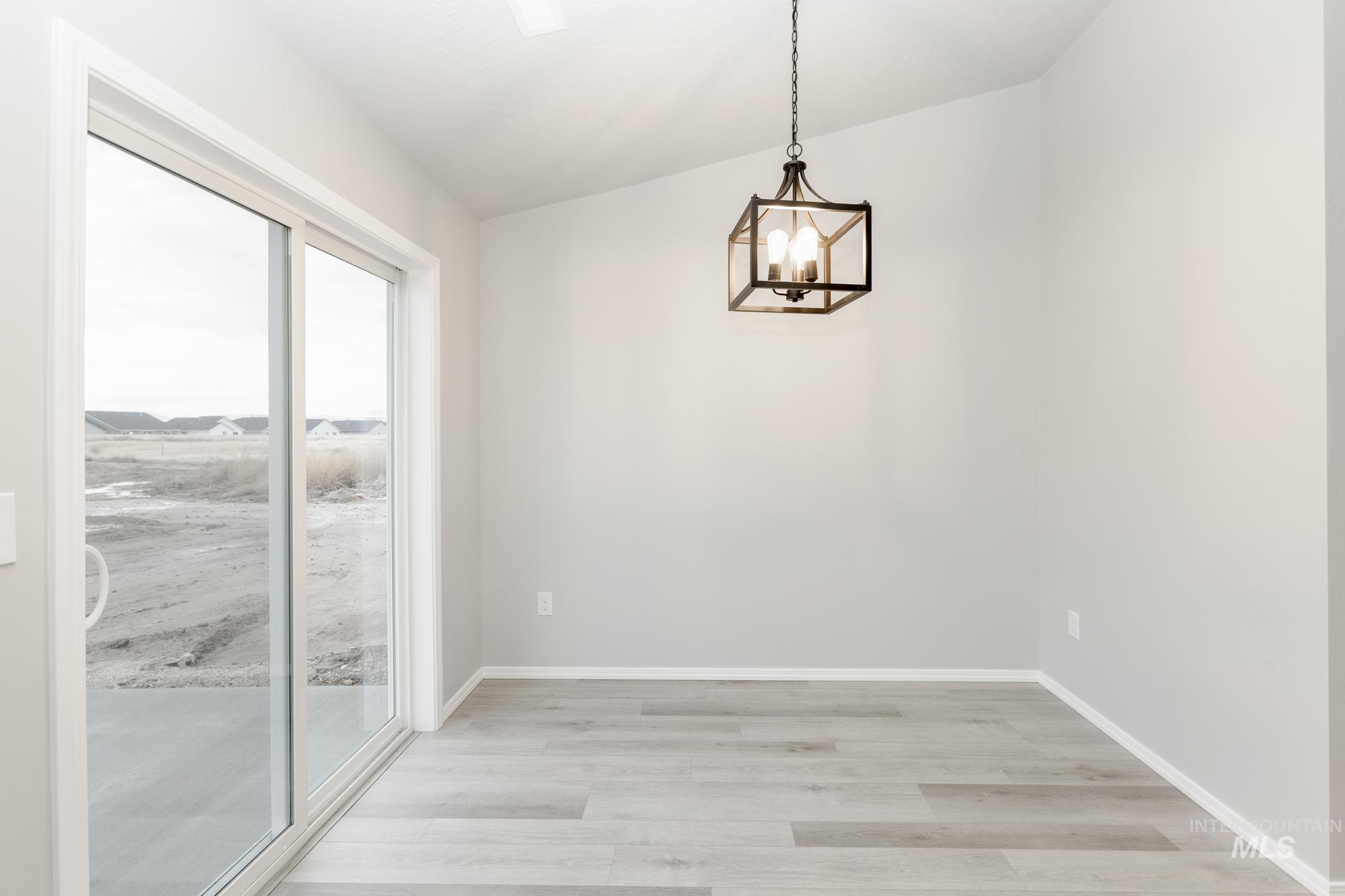 2893 W Lemhi Creek St Property Photo 7