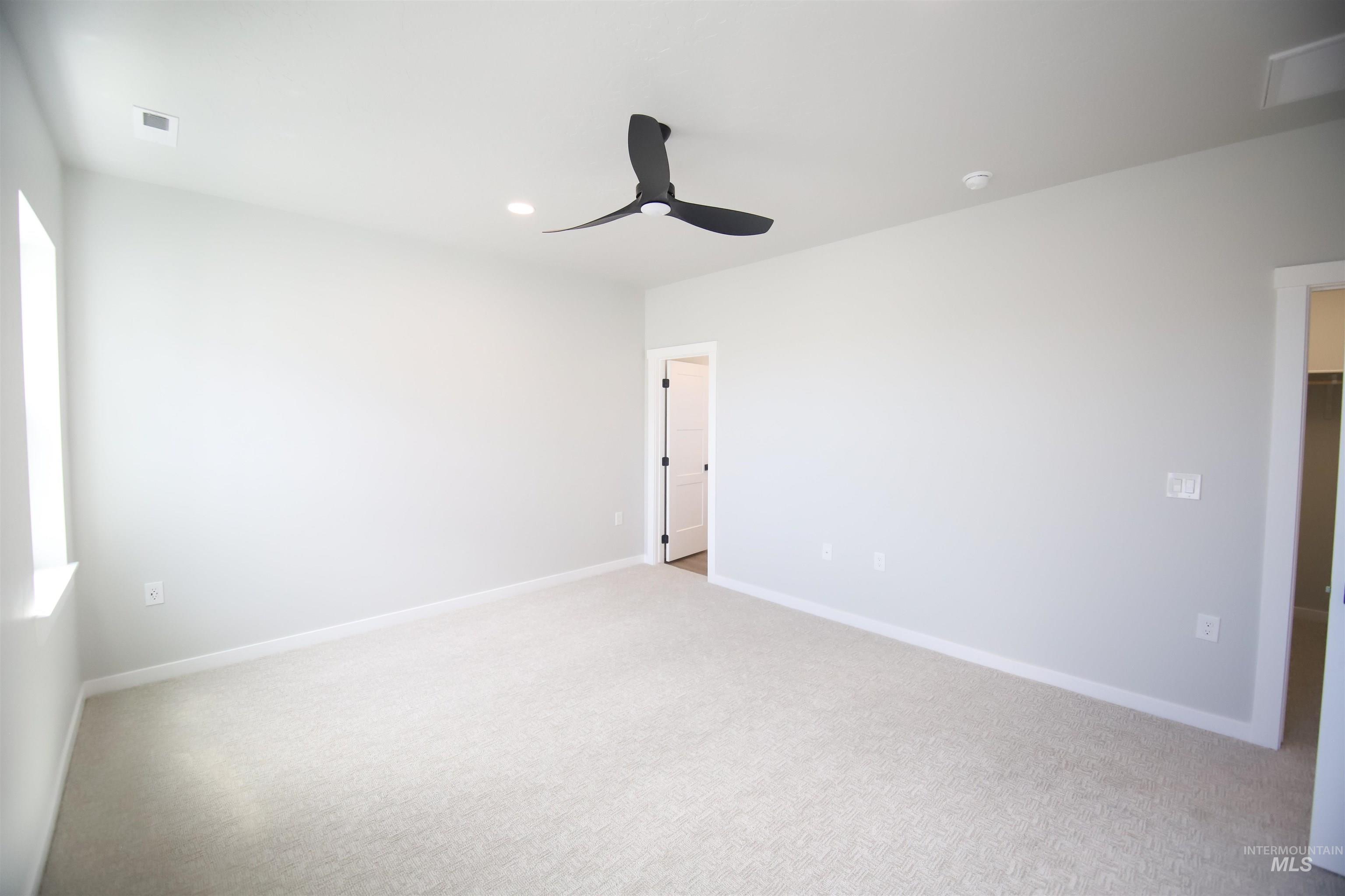 6940 S Cheyenne Ave Property Photo 15