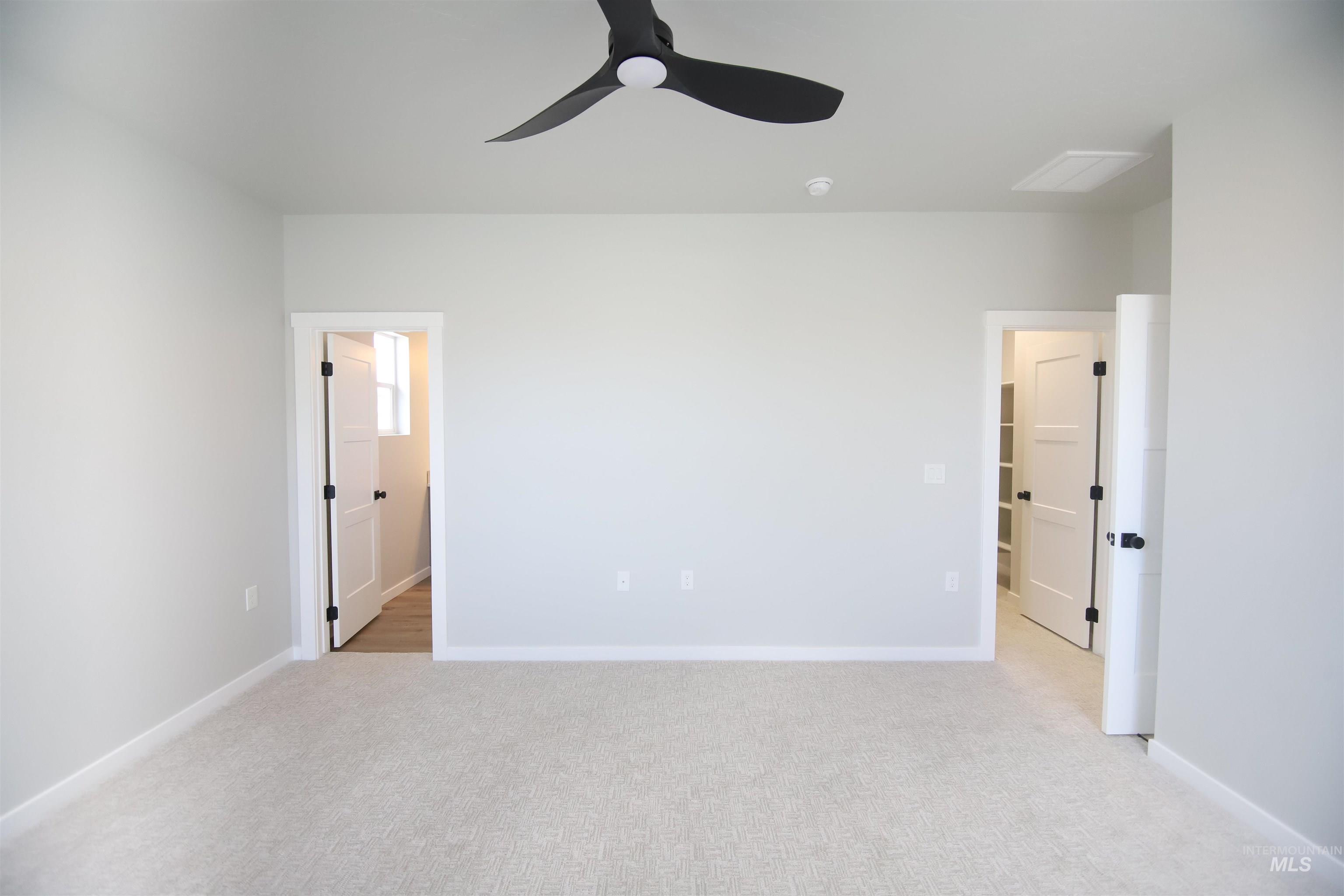 6940 S Cheyenne Ave Property Photo 16