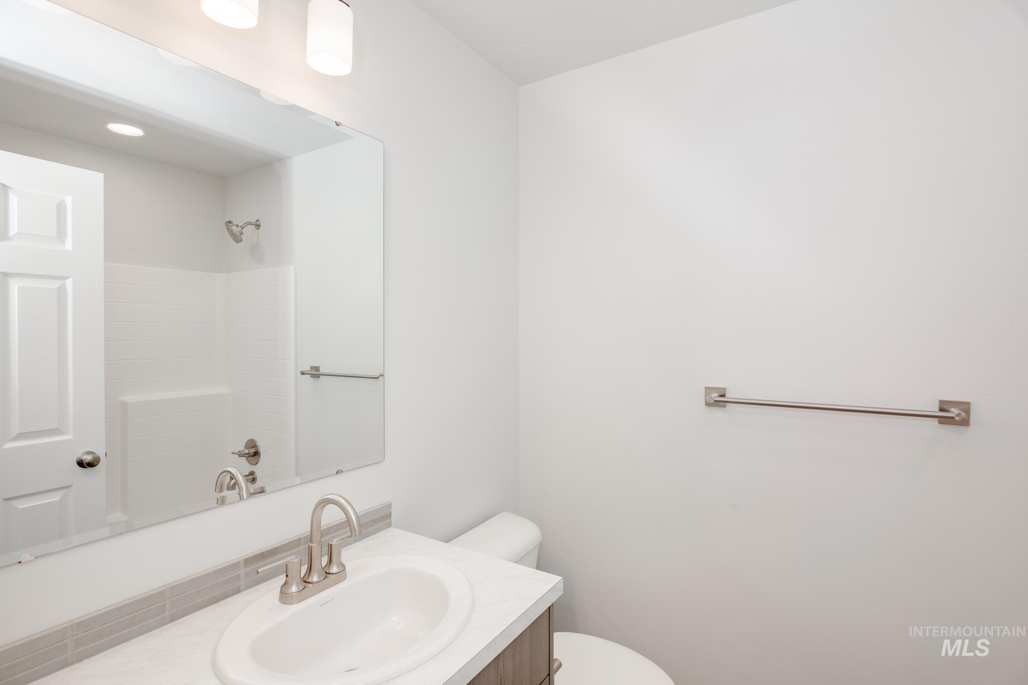 5491 S Memory Pl Property Photo 7