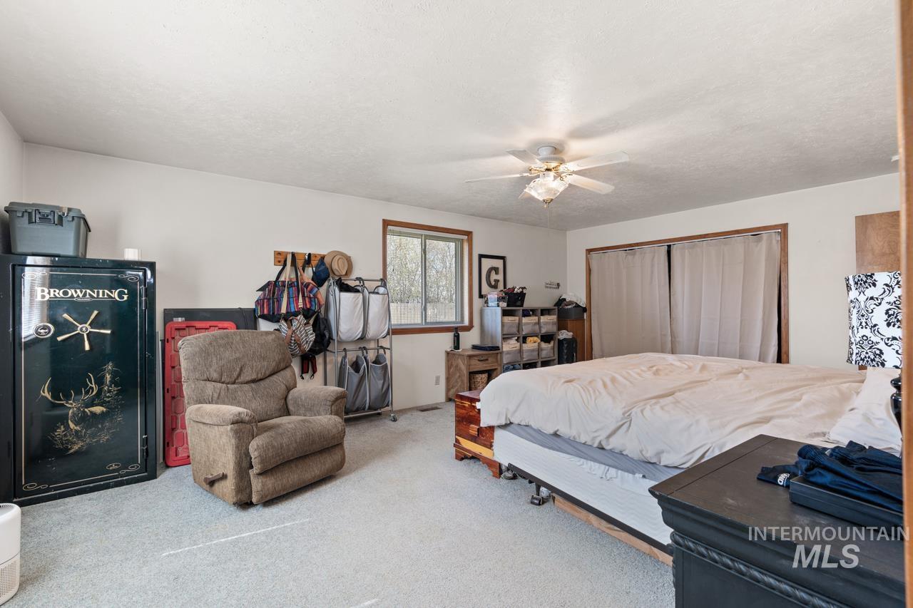 3304 N Middleton Rd. Property Photo 40