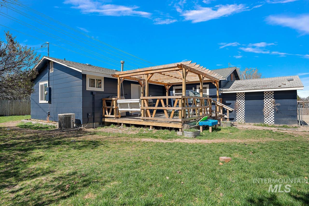 3304 N Middleton Rd. Property Photo 49