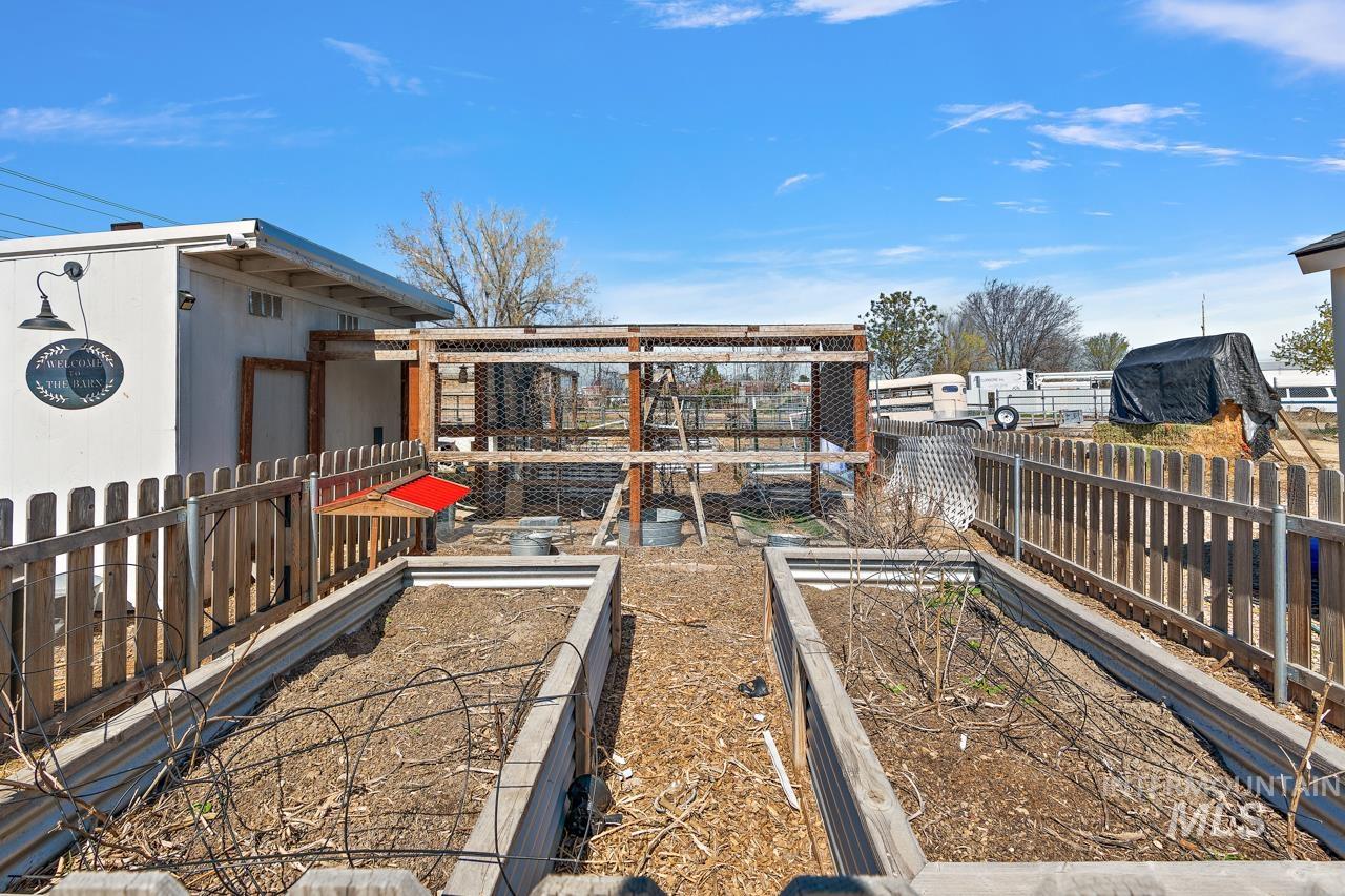 3304 N Middleton Property Photo 40