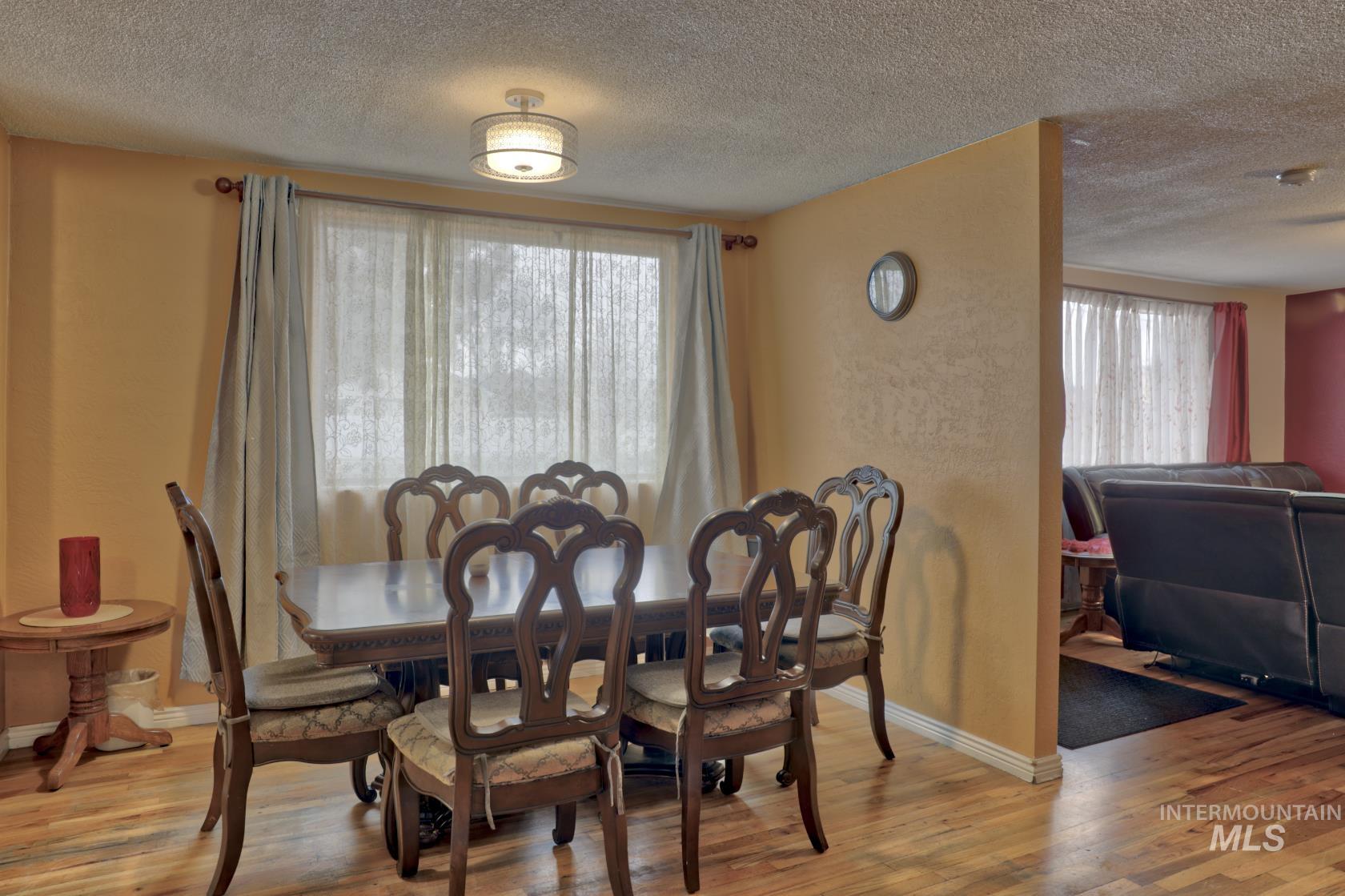 1020 W Orchard Property Photo 12