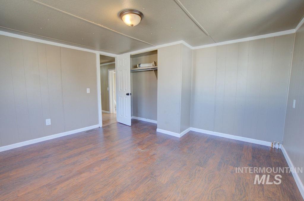546 S 100 E Property Photo 14