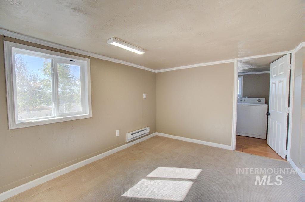 546 S 100 E Property Photo 15