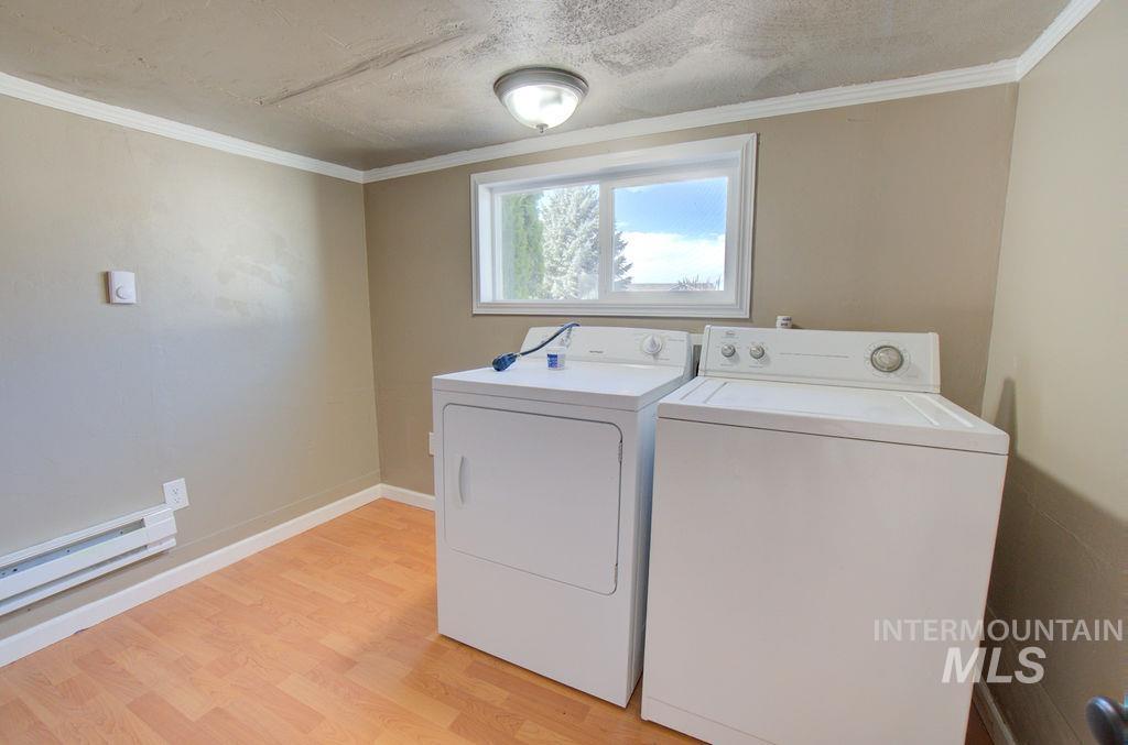 546 S 100 E Property Photo 16