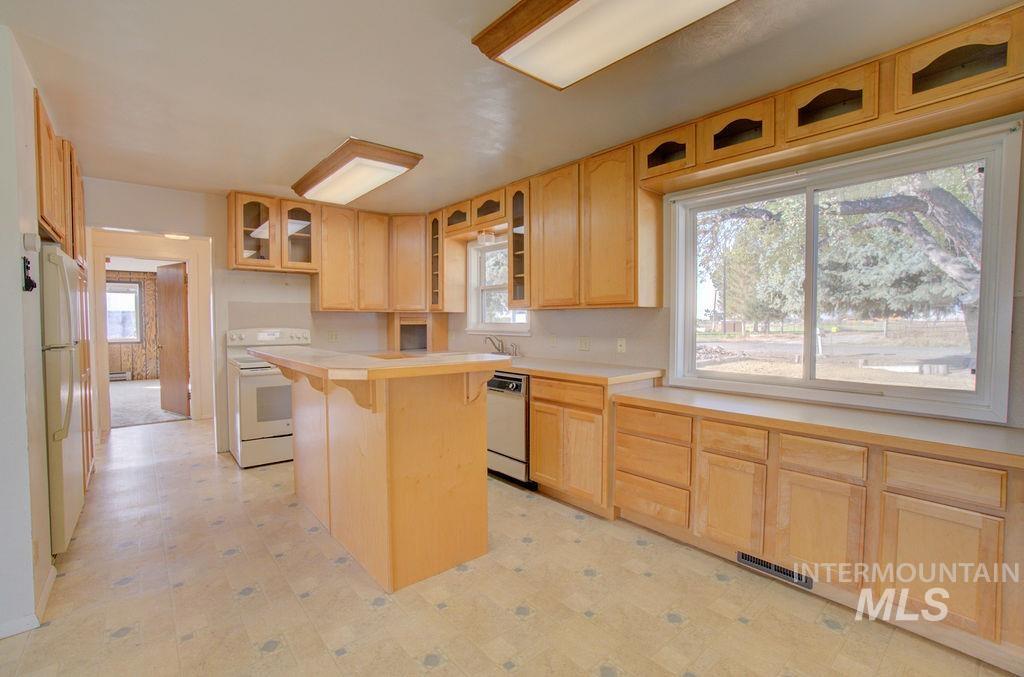 546 S 100 E Property Photo 20