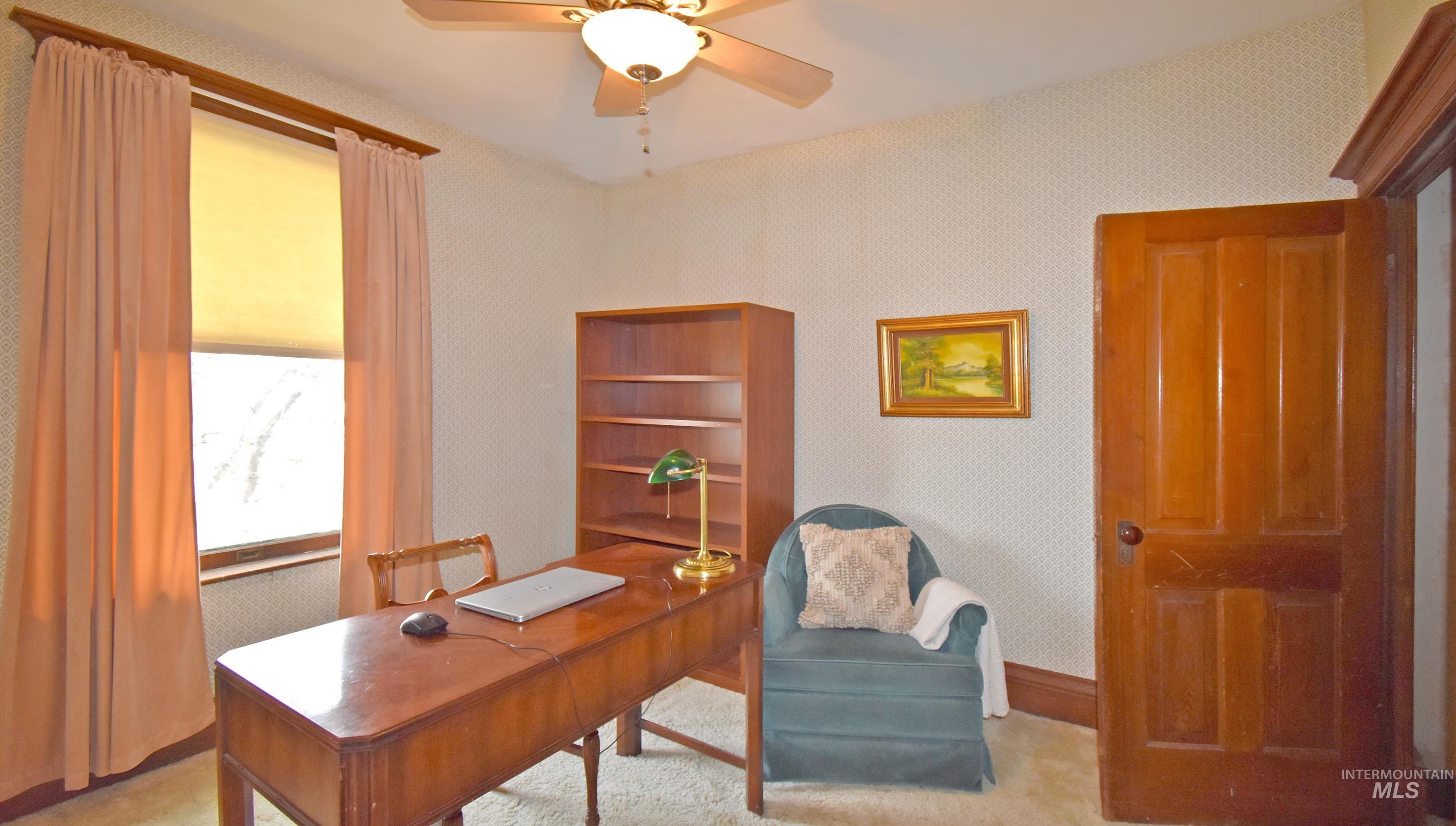 1429 Chestnut Street Property Photo 21