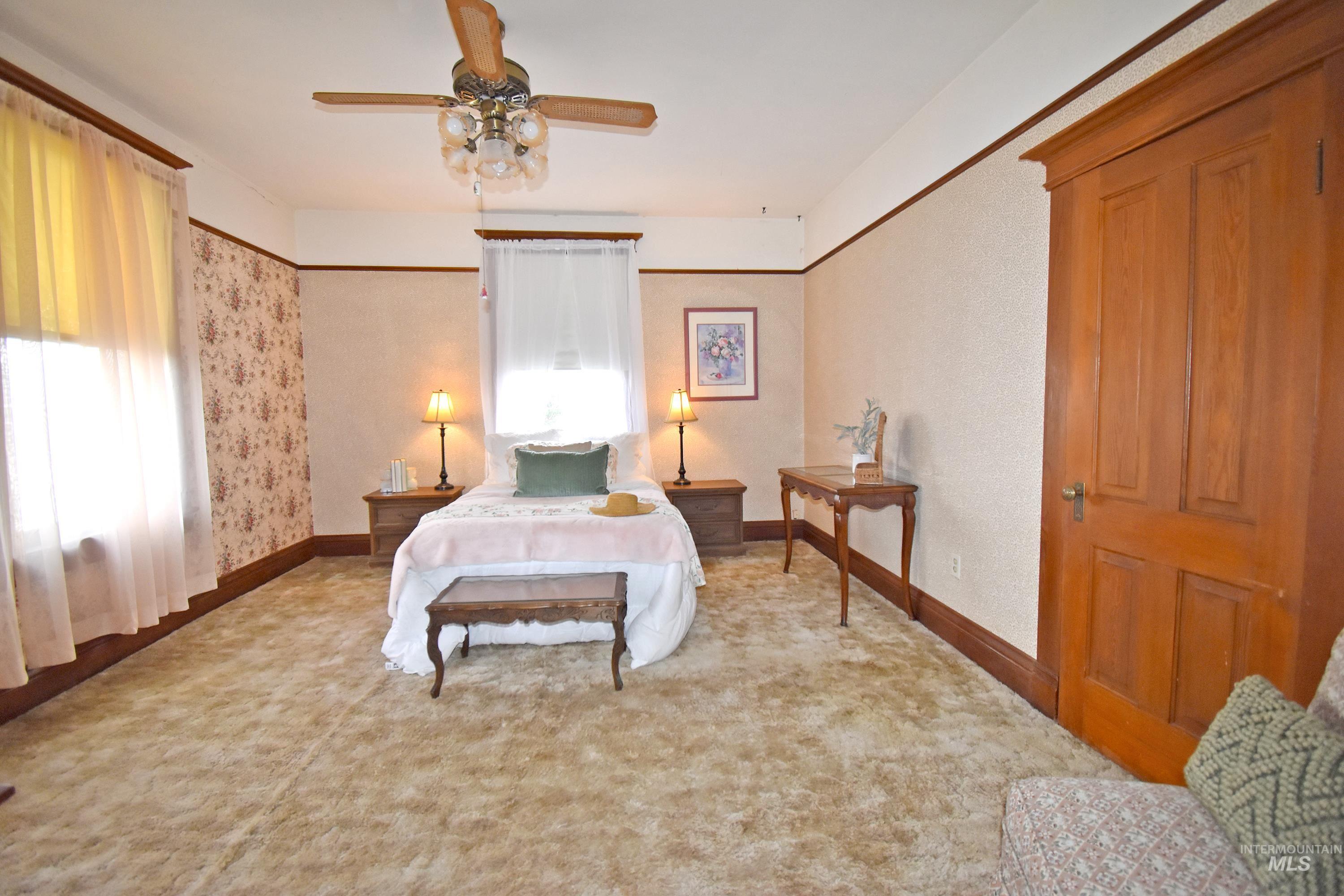 1429 Chestnut Street Property Photo 25