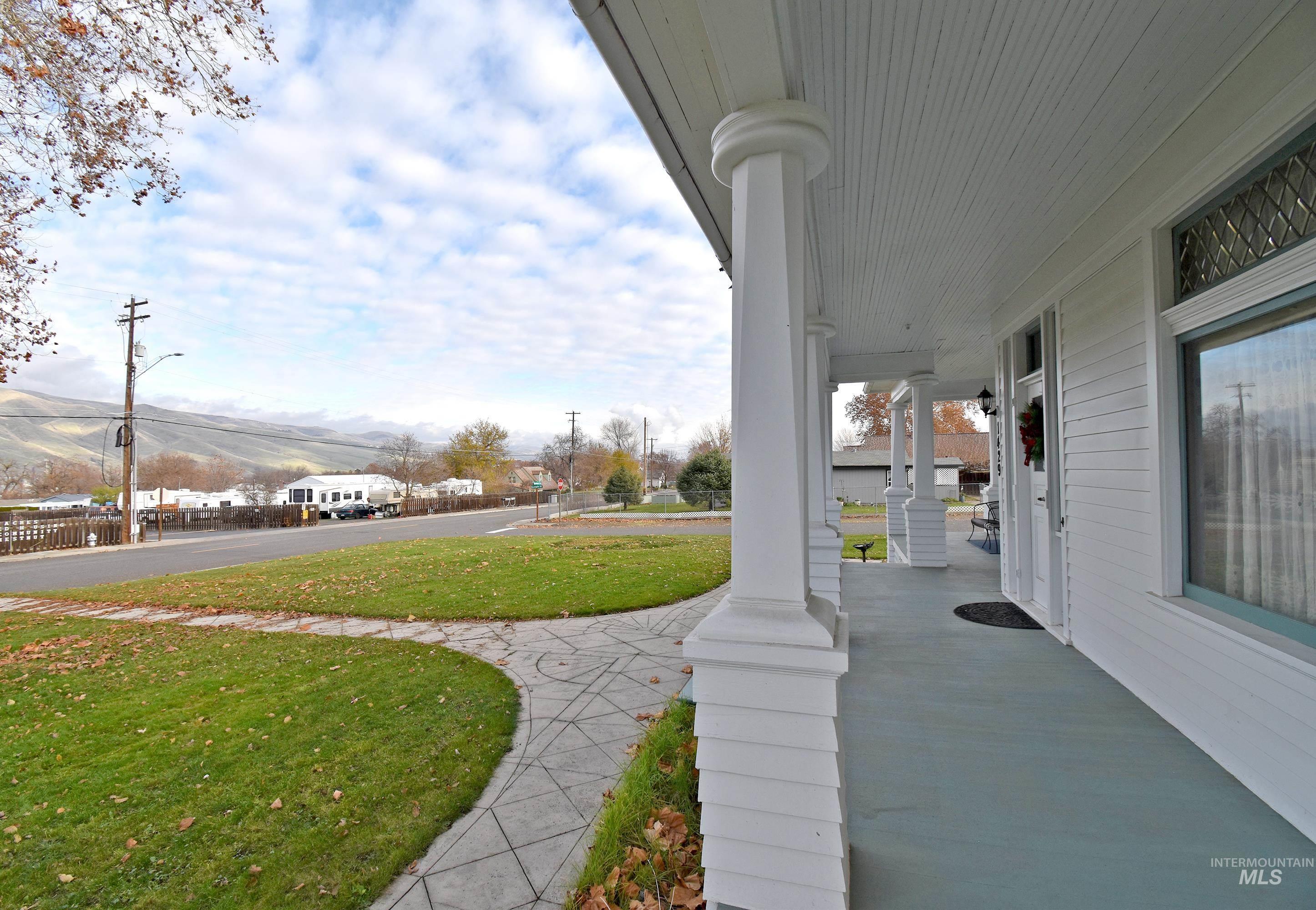 1429 Chestnut Street Property Photo 38