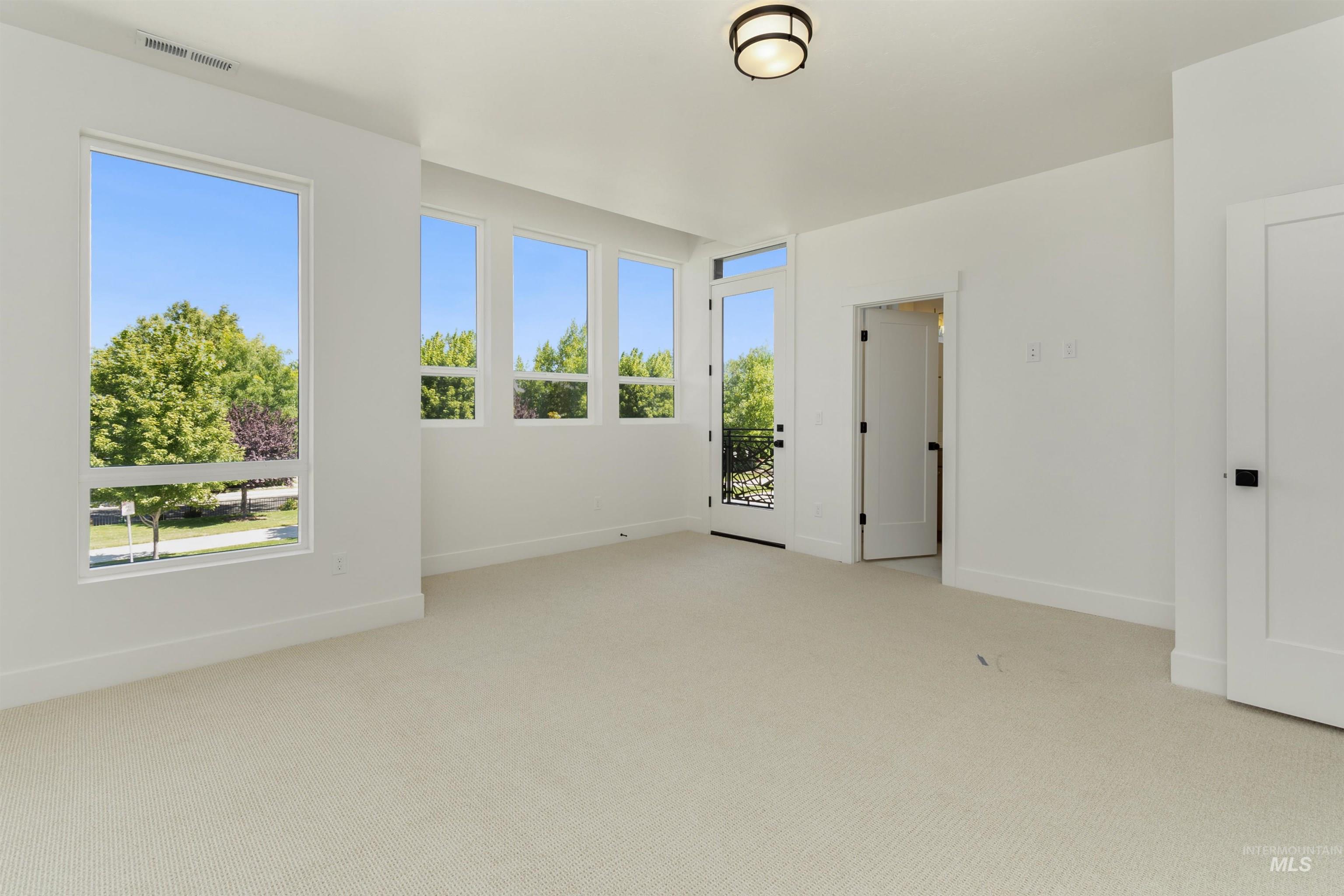 360 E Presidio Ln Property Photo 10