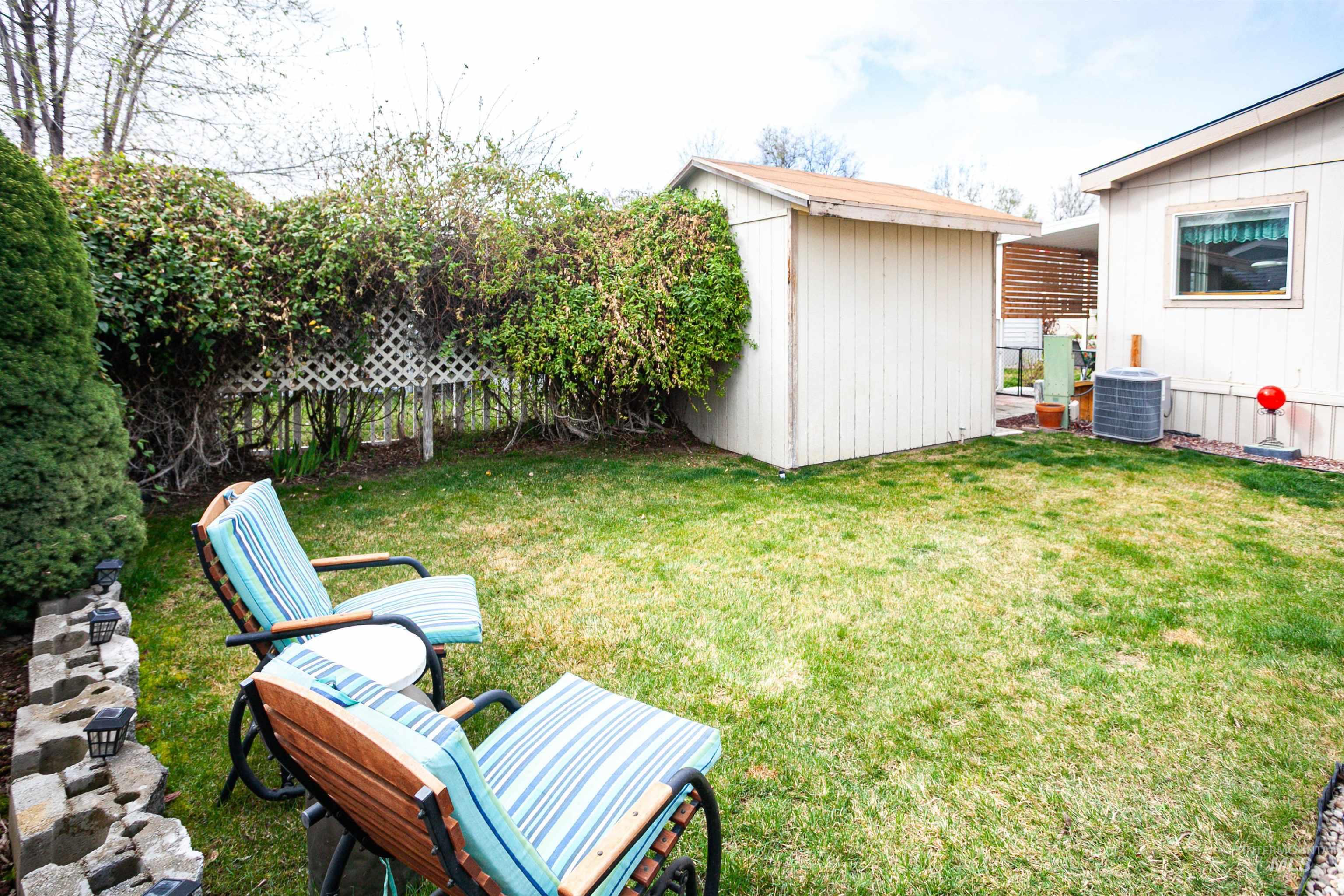 392 Silver City Dr Property Photo 16