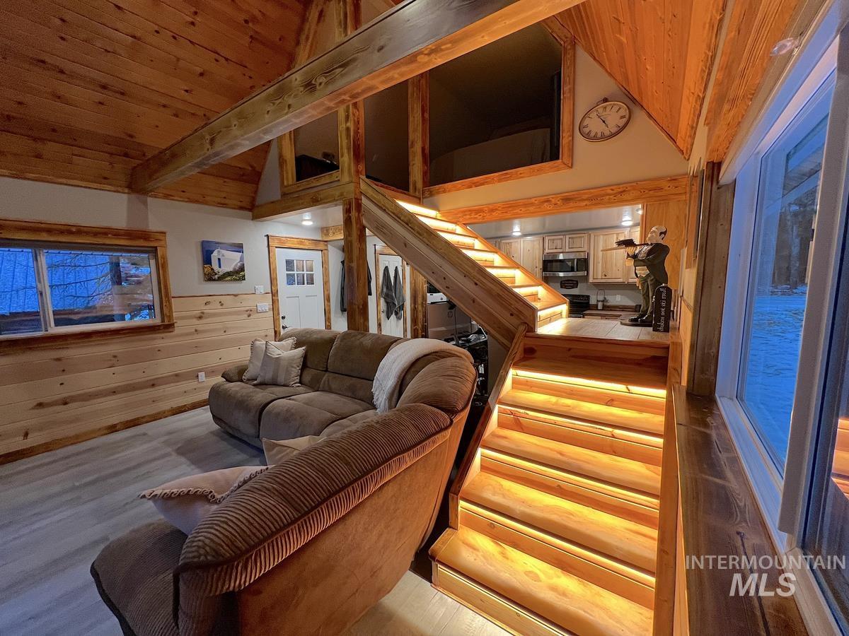 502 Micki Road Property Photo 9