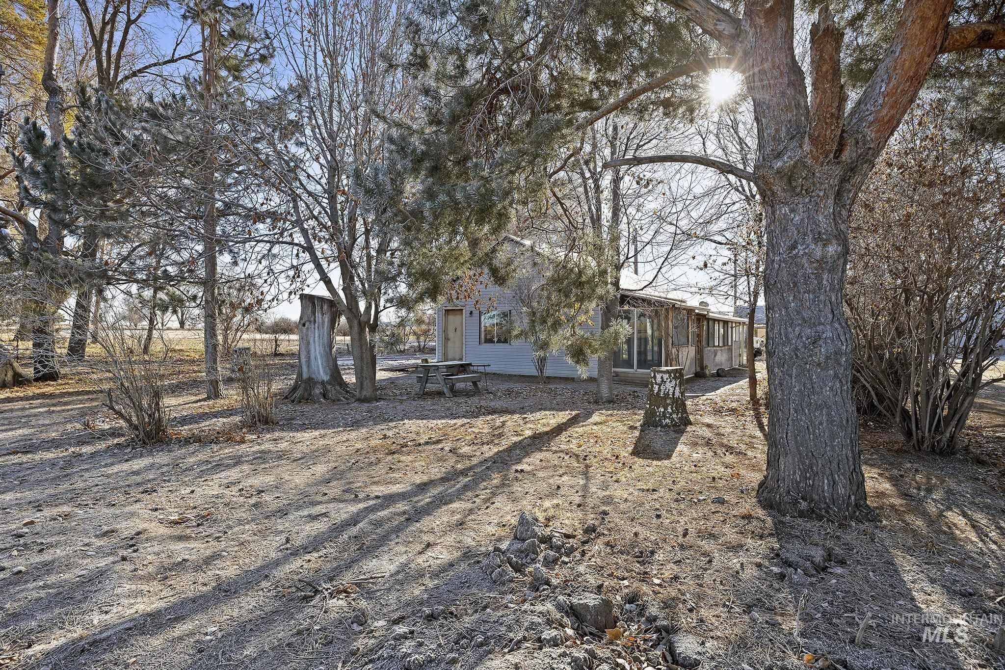 27 W 700 N Property Photo 26