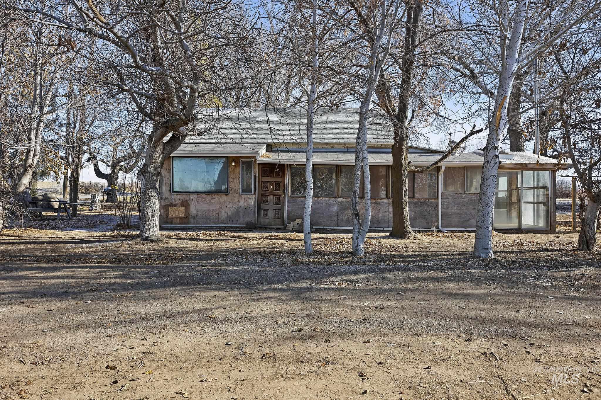 27 W 700 N Property Photo 27