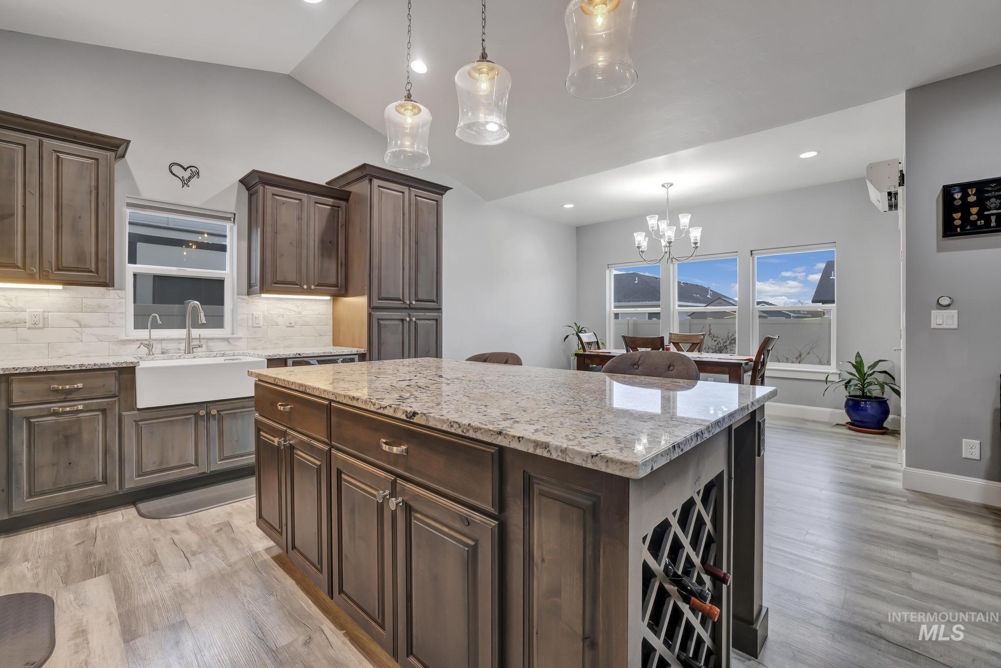 1034 Kenbrook Loop Property Photo 14