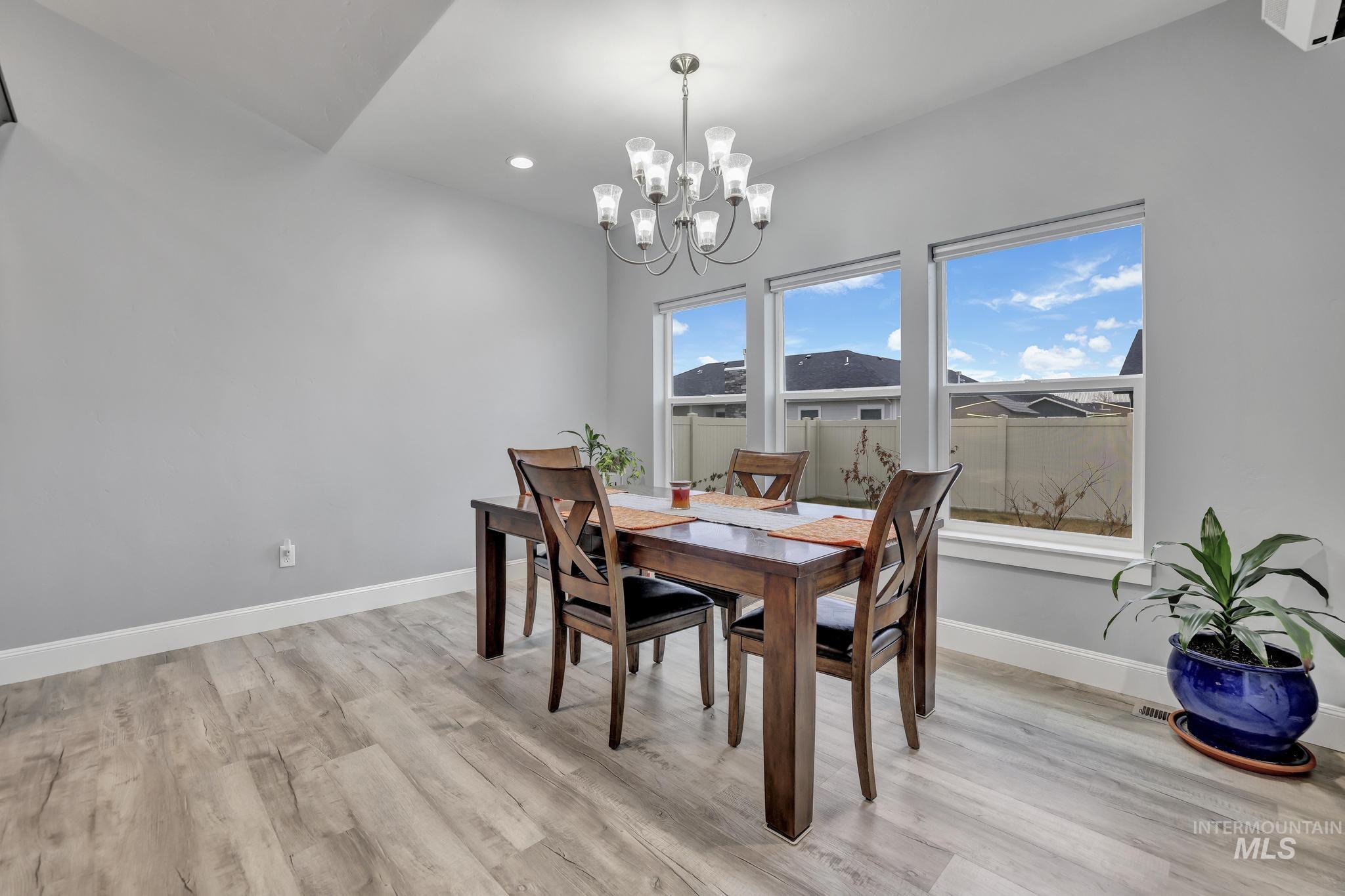1034 Kenbrook Loop Property Photo 15