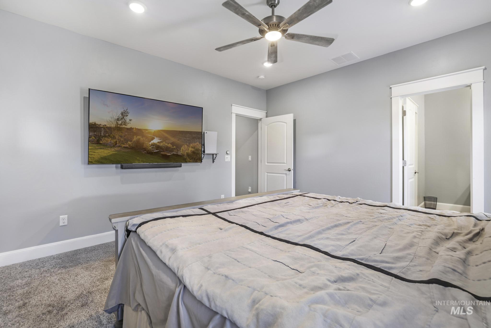 1034 Kenbrook Loop Property Photo 18