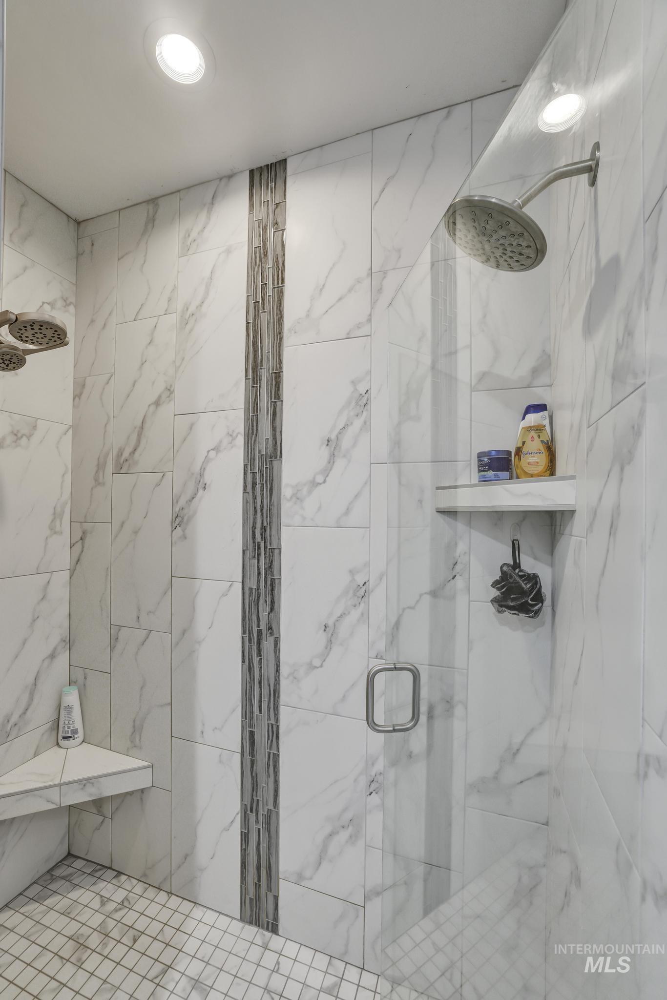 1034 Kenbrook Loop Property Photo 22