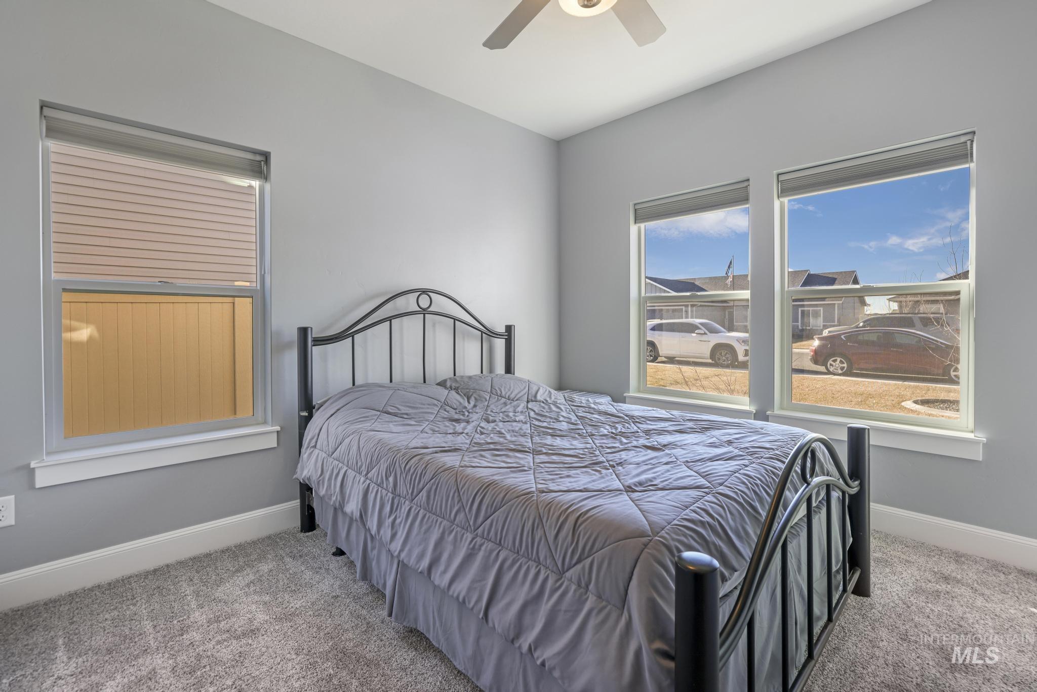 1034 Kenbrook Loop Property Photo 24