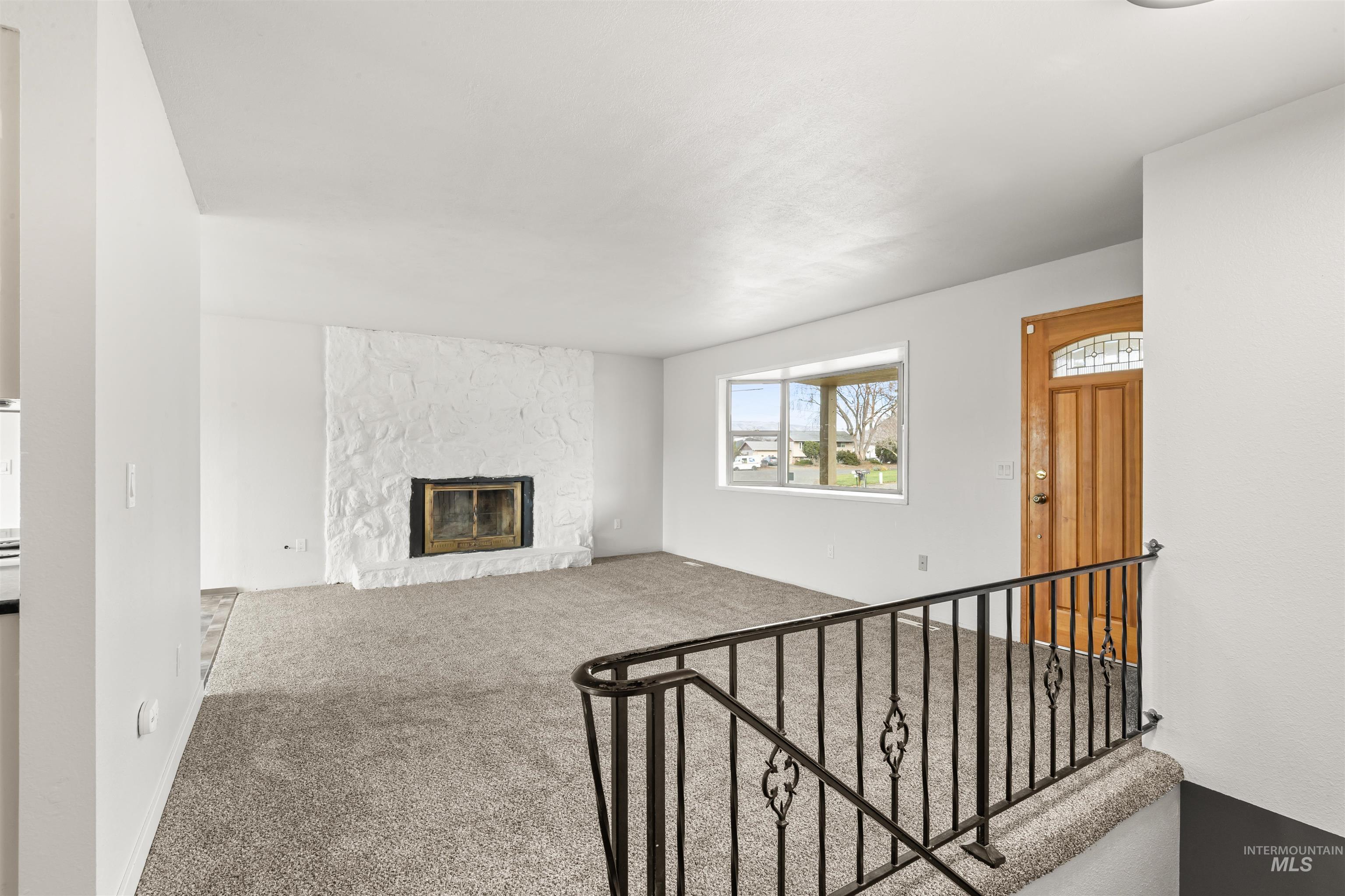 3138 Hallgren Drive Property Photo 8